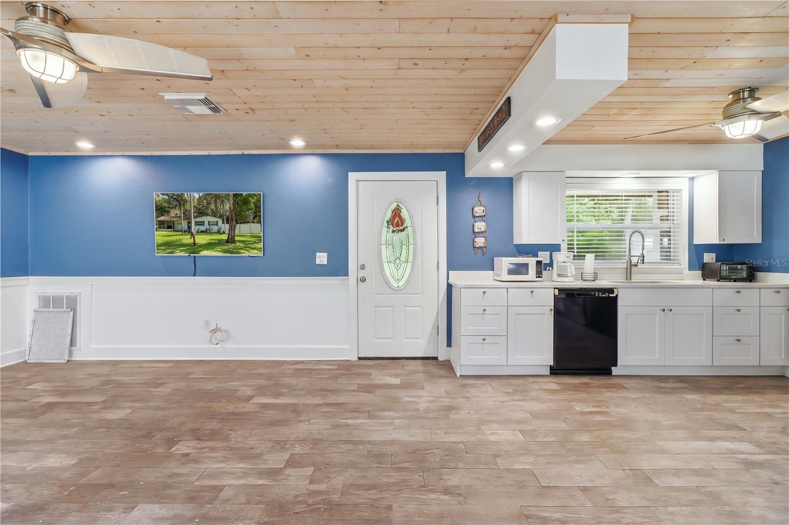 Single Family Residence at 1991 NW 15TH AVE, CRYSTAL RIVER, photo 10 of 44
