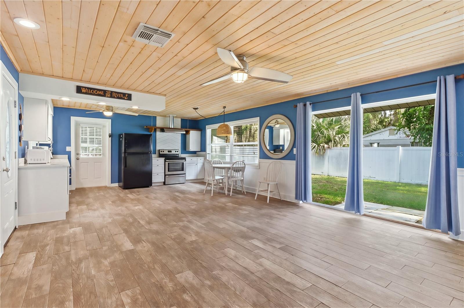 Single Family Residence at 1991 NW 15TH AVE, CRYSTAL RIVER, photo 19 of 44