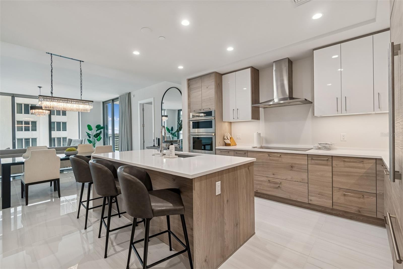 Condominium at 301 1ST ST S #1007, ST PETERSBURG, photo 11 of 52