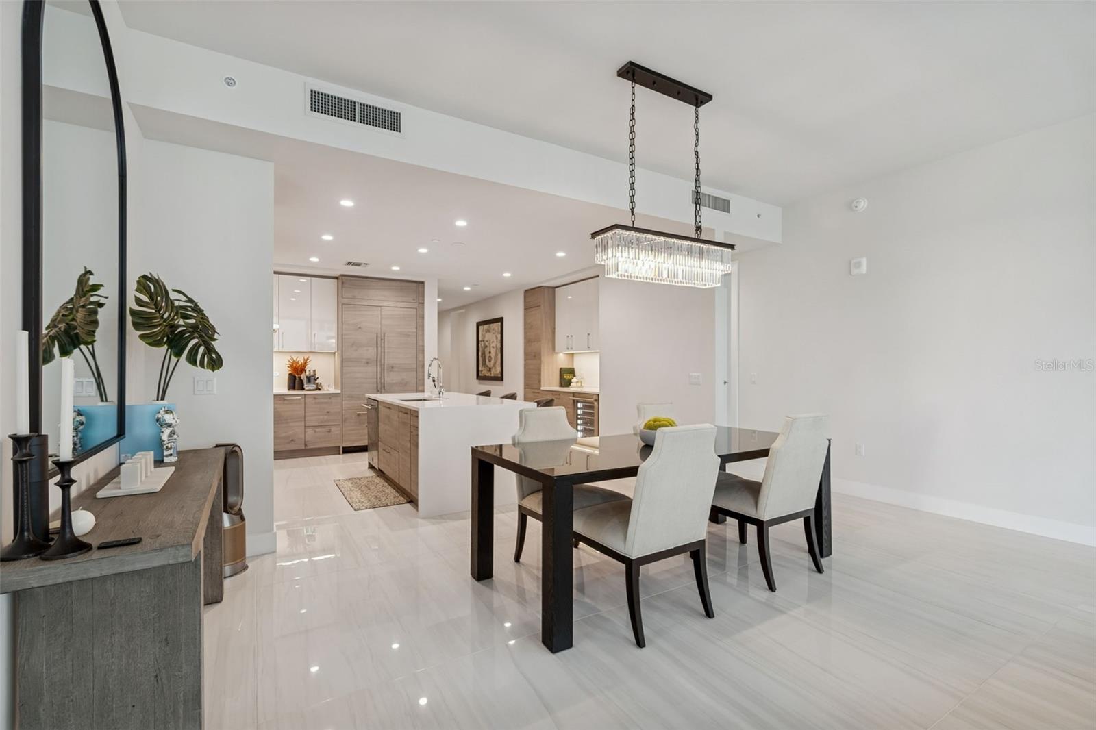 Condominium at 301 1ST ST S #1007, ST PETERSBURG, photo 14 of 52
