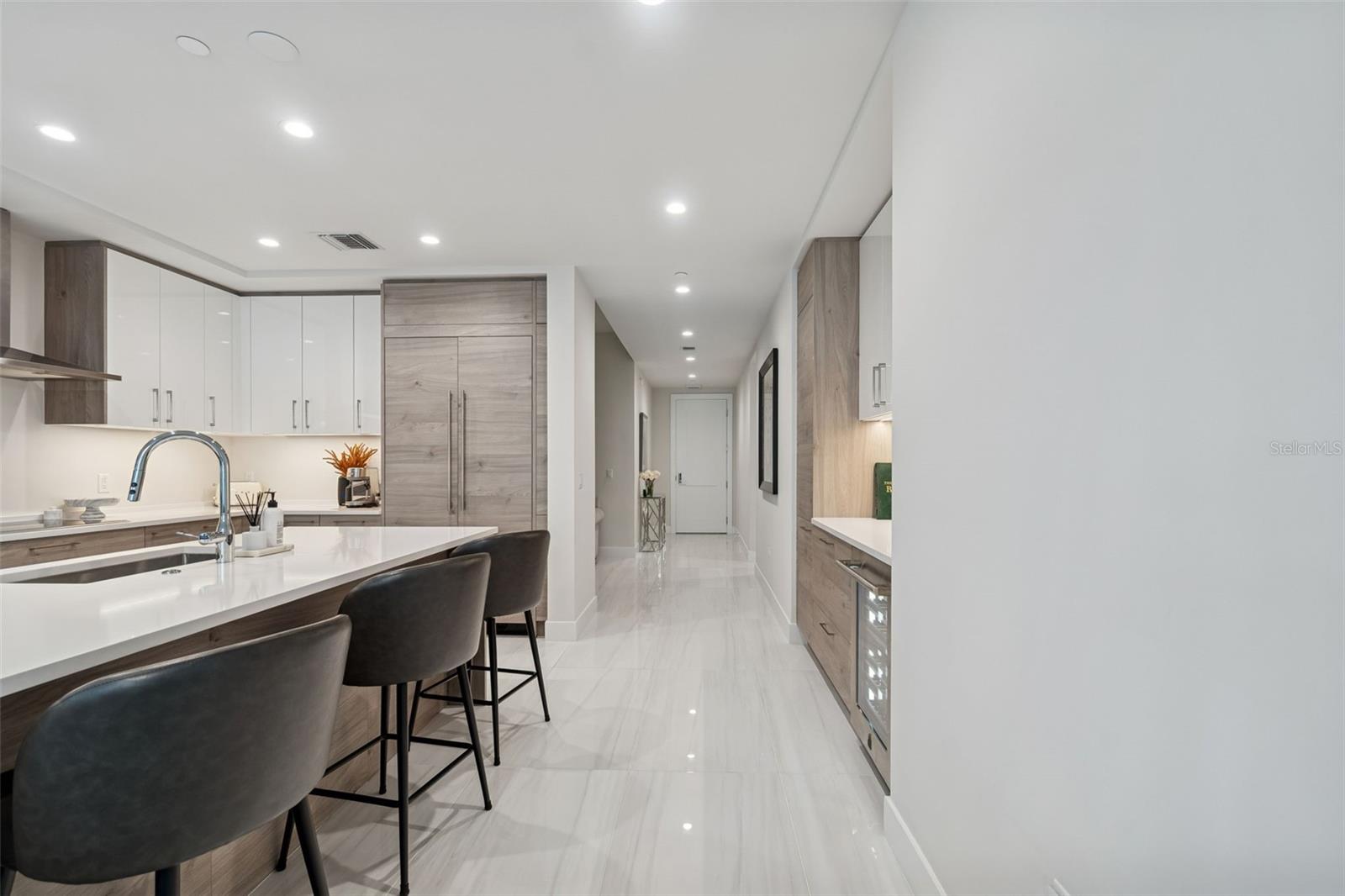 Condominium at 301 1ST ST S #1007, ST PETERSBURG, photo 24 of 52