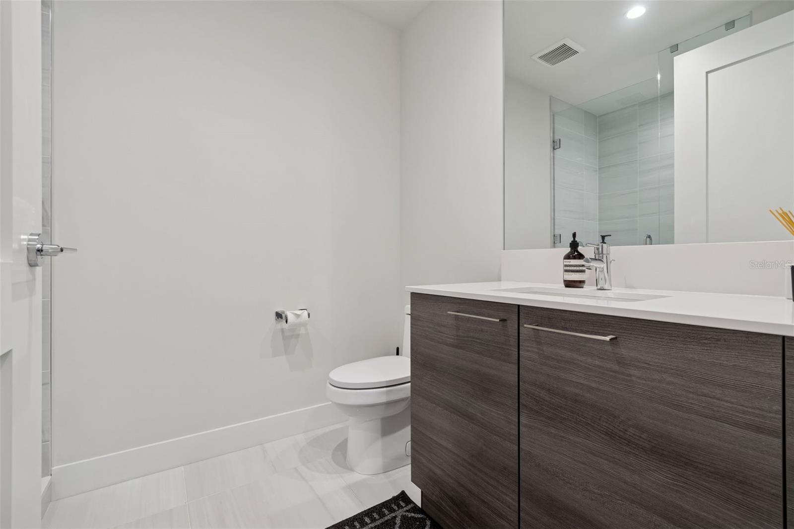 Condominium at 301 1ST ST S #1007, ST PETERSBURG, photo 41 of 52