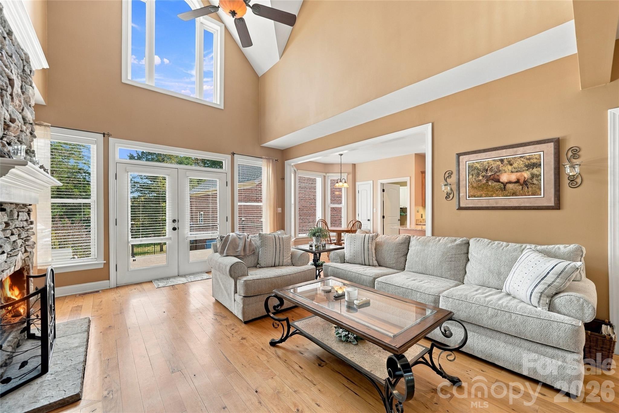2-Story Great Room - 132 Monarch Lane, Mooresville