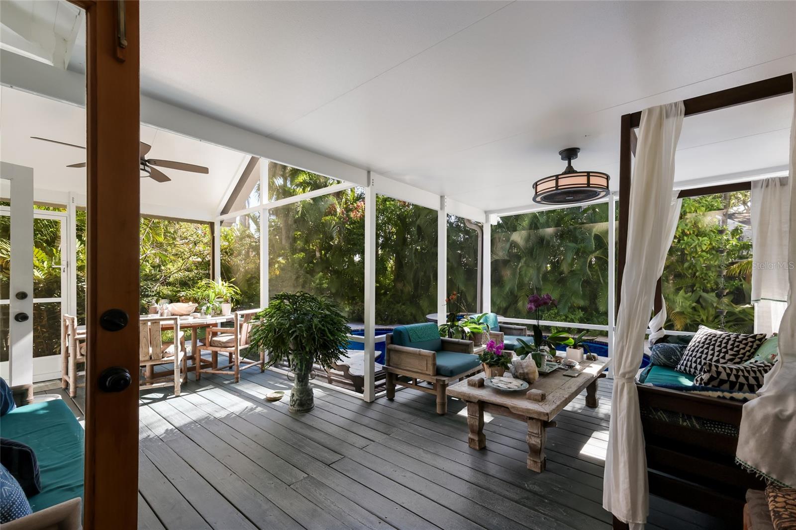 Screened in Porch - 2813 RIVERVIEW BLVD, BRADENTON