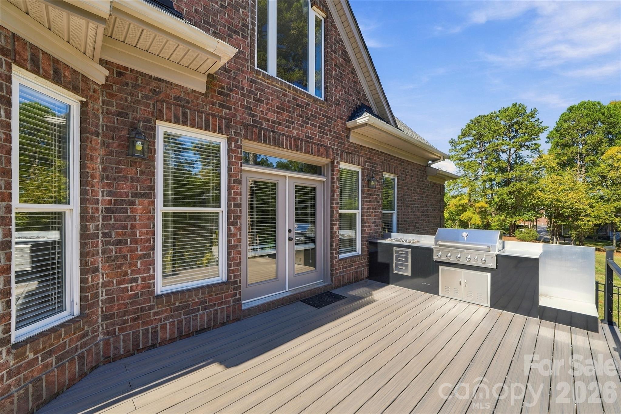 Multi-Tiered Deck with Outdoor Kitchen - 132 Monarch Lane, Mooresville