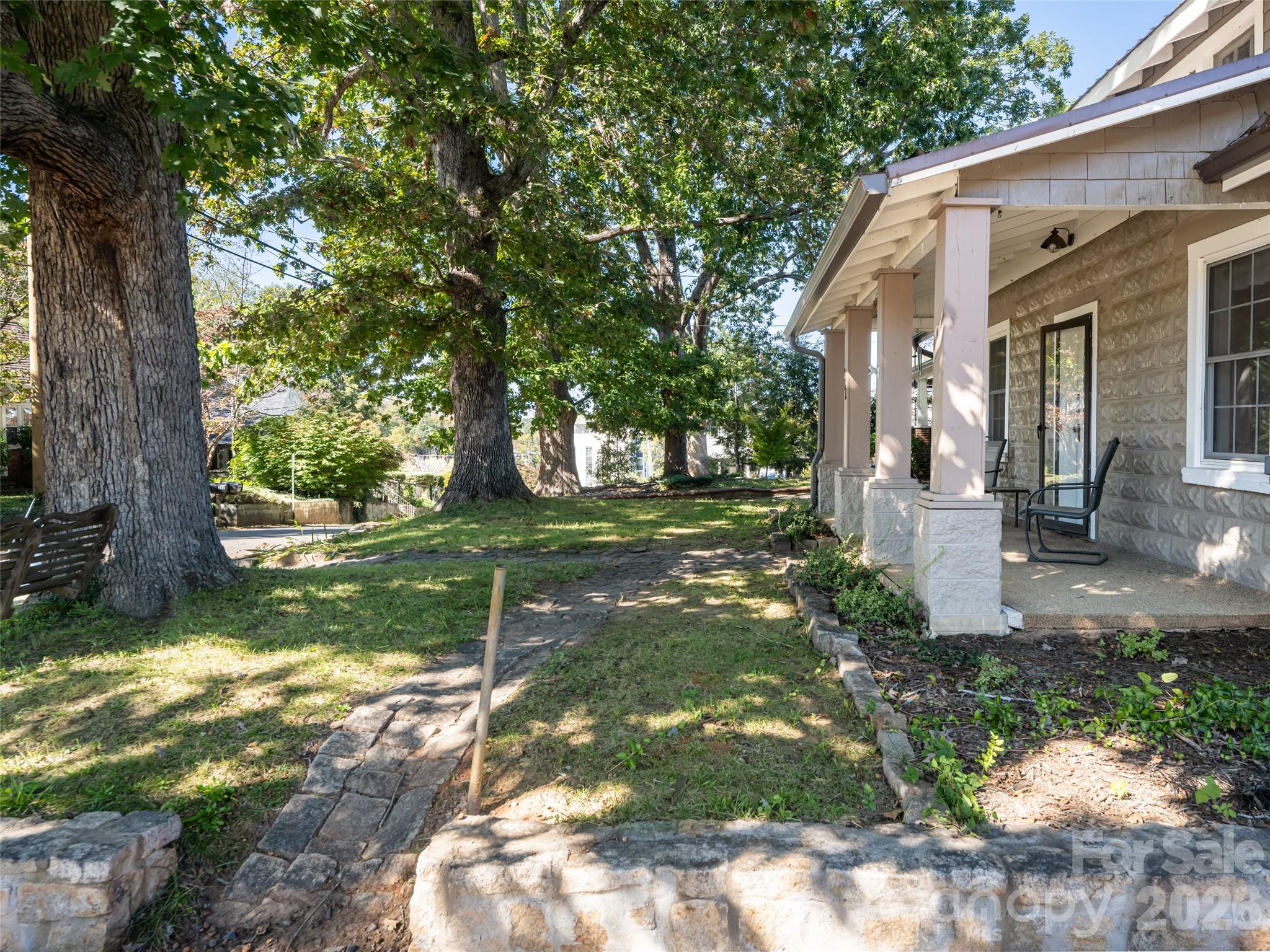Single Family Residence at 141 Reed Street, Asheville, photo 5 of 38