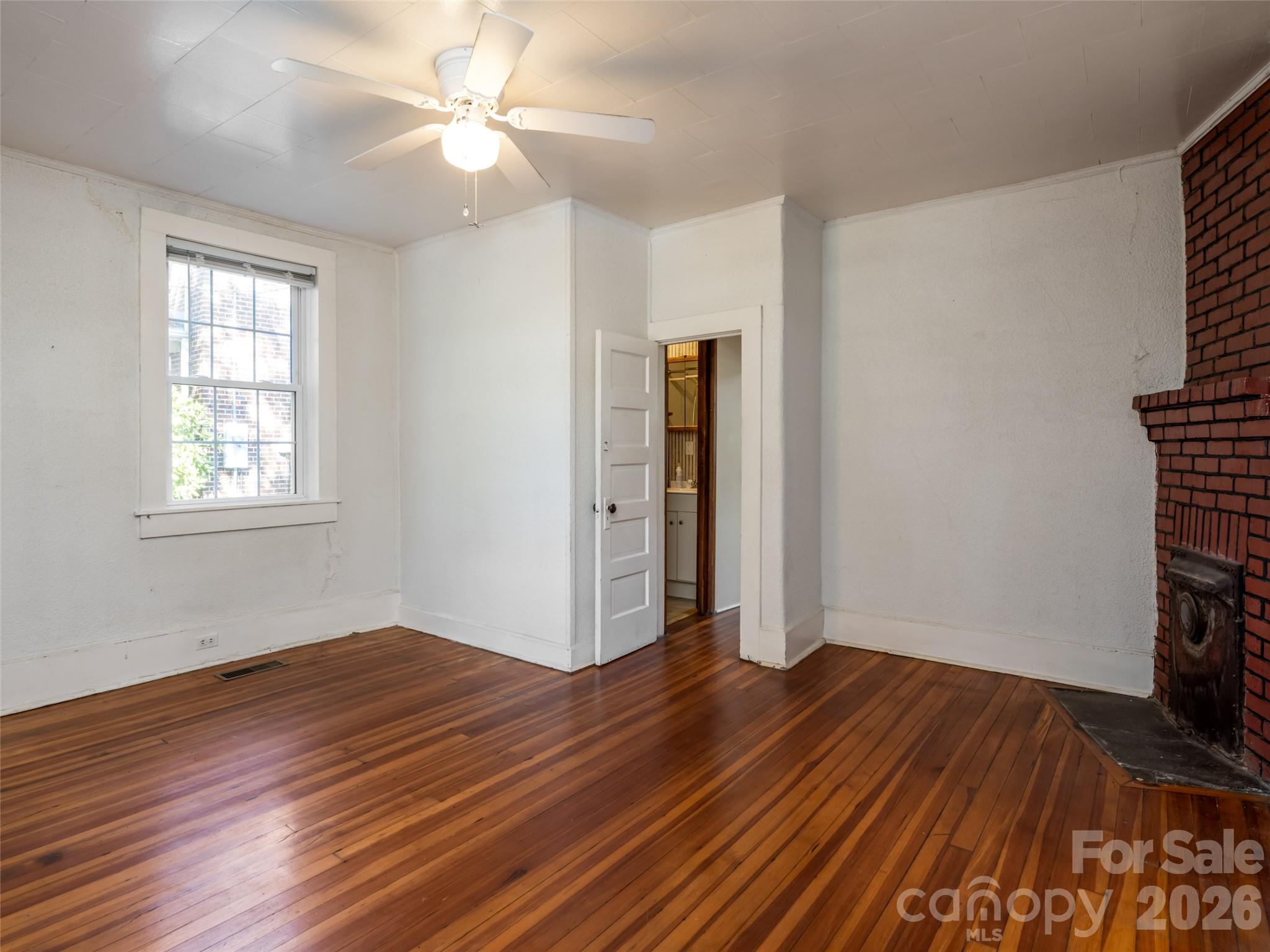Single Family Residence at 141 Reed Street, Asheville, photo 10 of 38