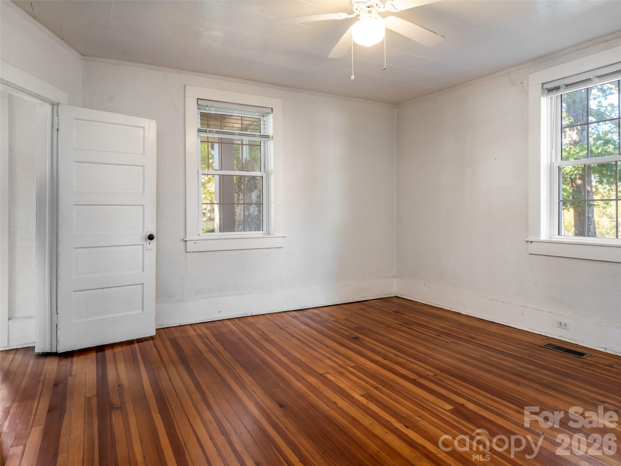 Single Family Residence at 141 Reed Street, Asheville, photo 21 of 38