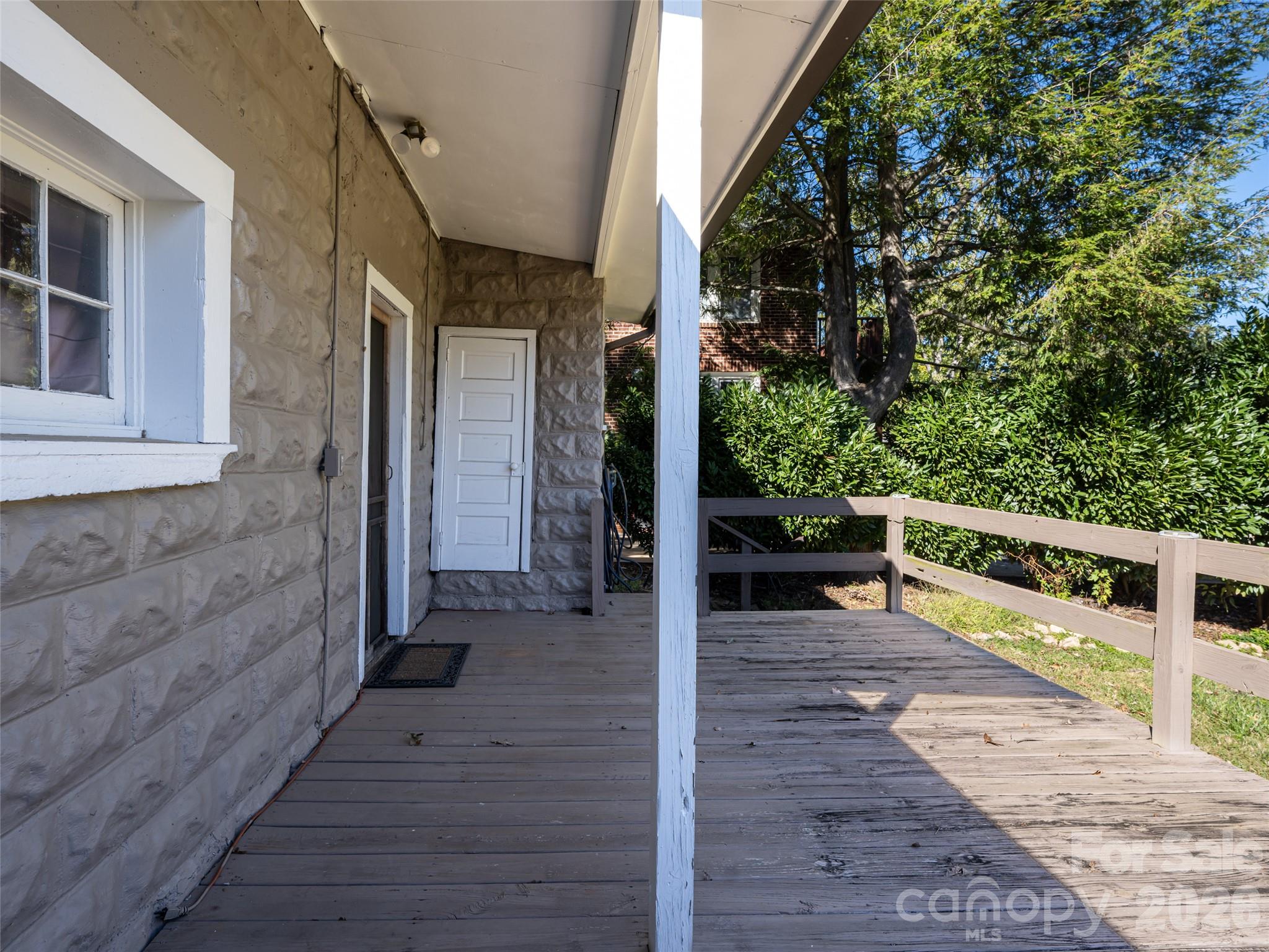 Single Family Residence at 141 Reed Street, Asheville, photo 31 of 38