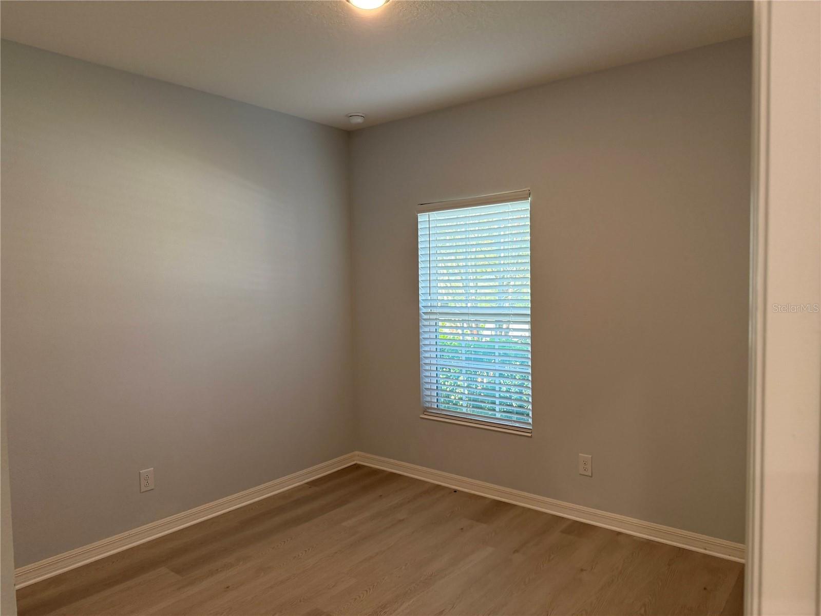 Single Family Residence at 9511 OGLETHORPE DR, GROVELAND, photo 17 of 30