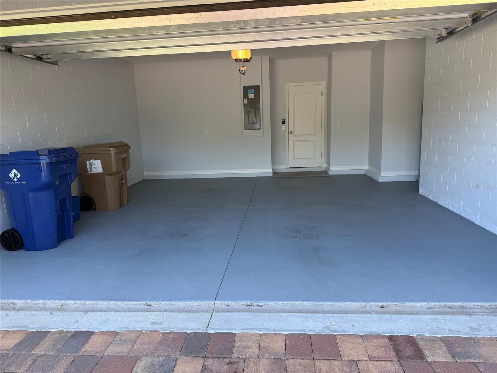 Single Family Residence at 9511 OGLETHORPE DR, GROVELAND, photo 26 of 30