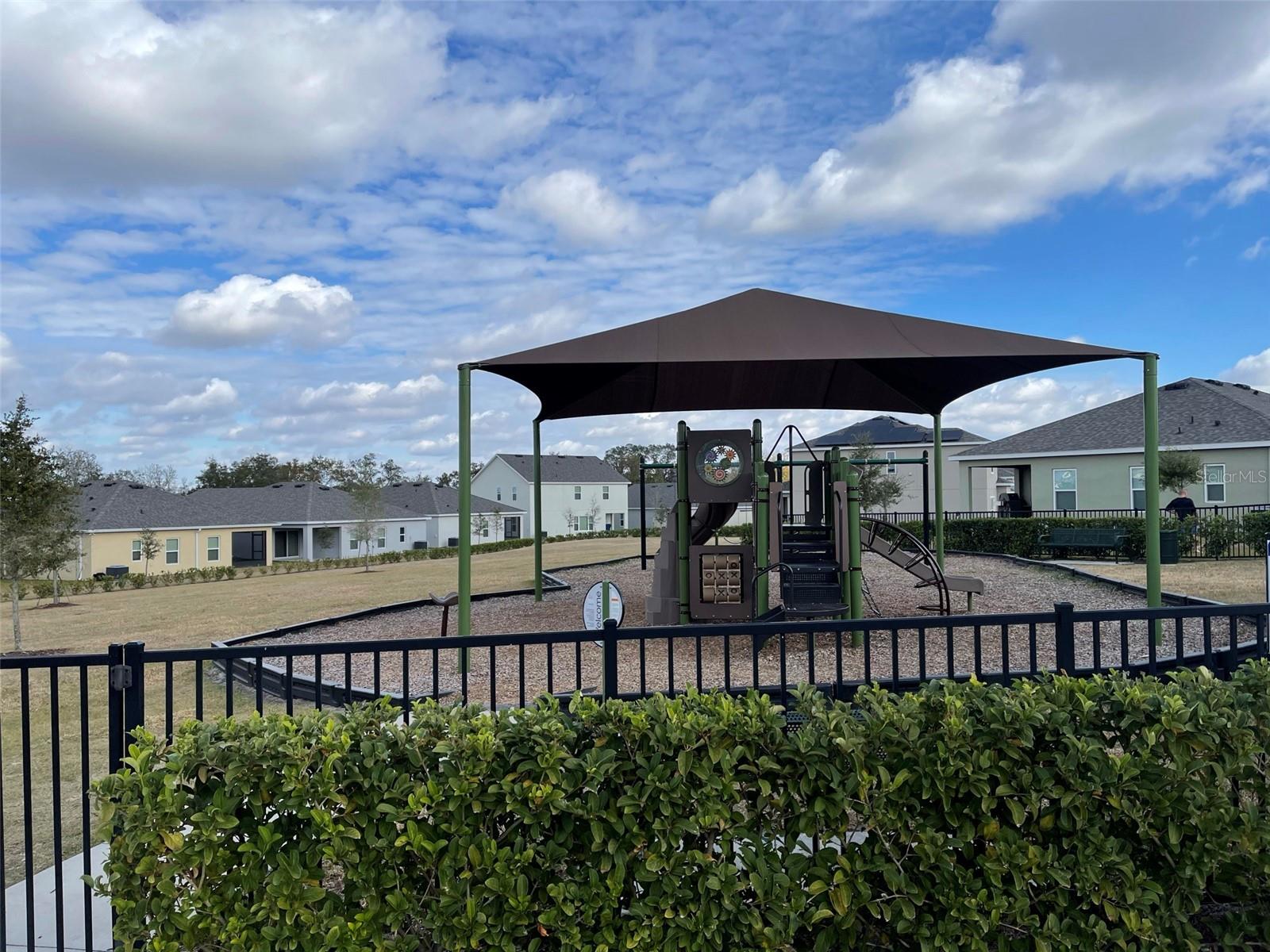 Community play area. - 9511 OGLETHORPE DR, GROVELAND