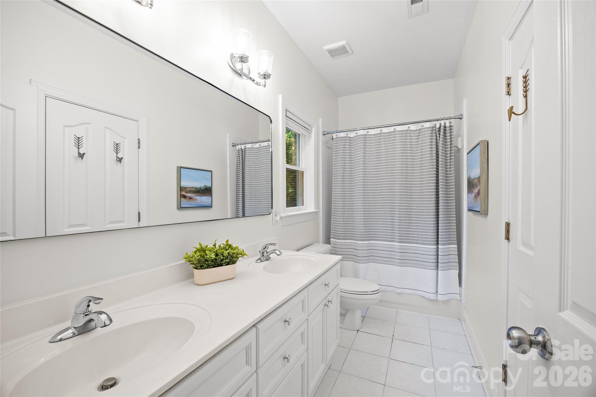 Jack and Jill Bathroom - 9033 Cardinal Ridge Court, Charlotte