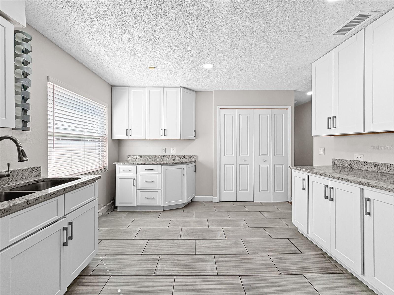 Single Family Residence at 6819 S DESOTO ST, TAMPA, photo 11 of 41