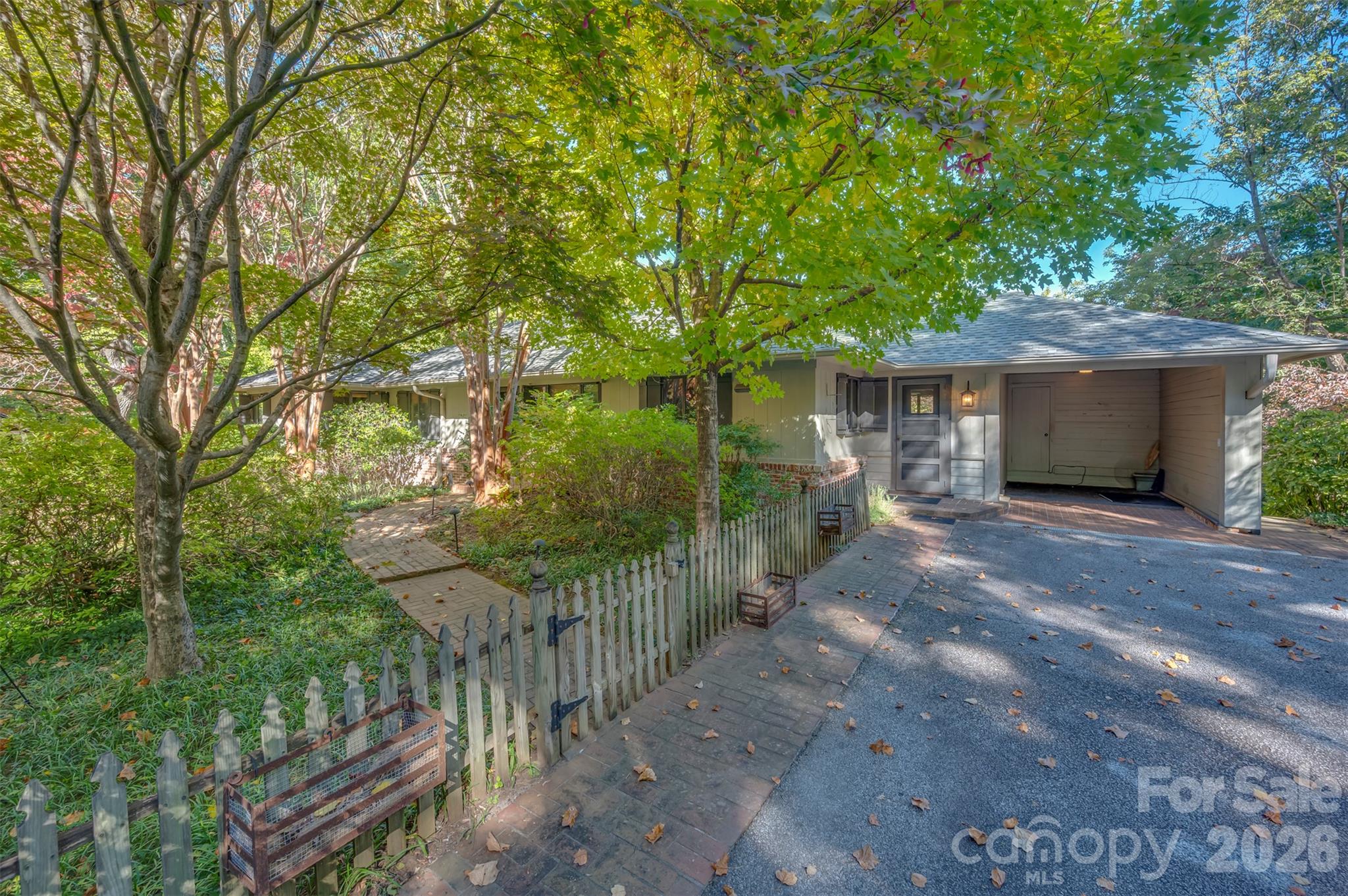 Single Family Residence at 484 Sourwood Ridge Road, Tryon, photo 4 of 59