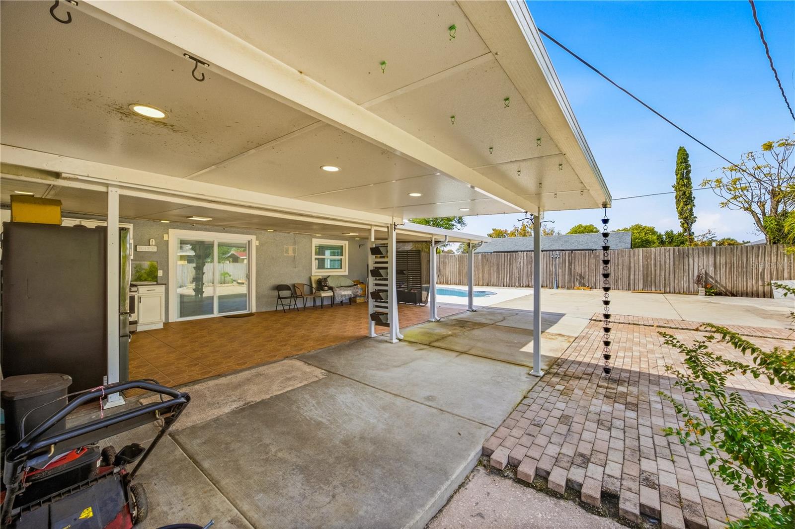 Single Family Residence at 712 VIRGINIA LN, APOPKA, photo 14 of 36