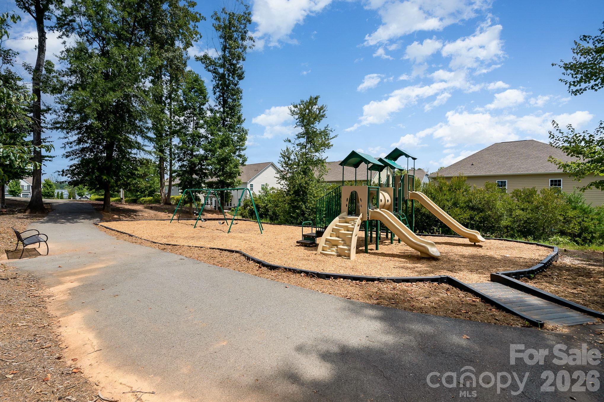 Single Family Residence at 110 Boatwright Lane, Mooresville, photo 35 of 40