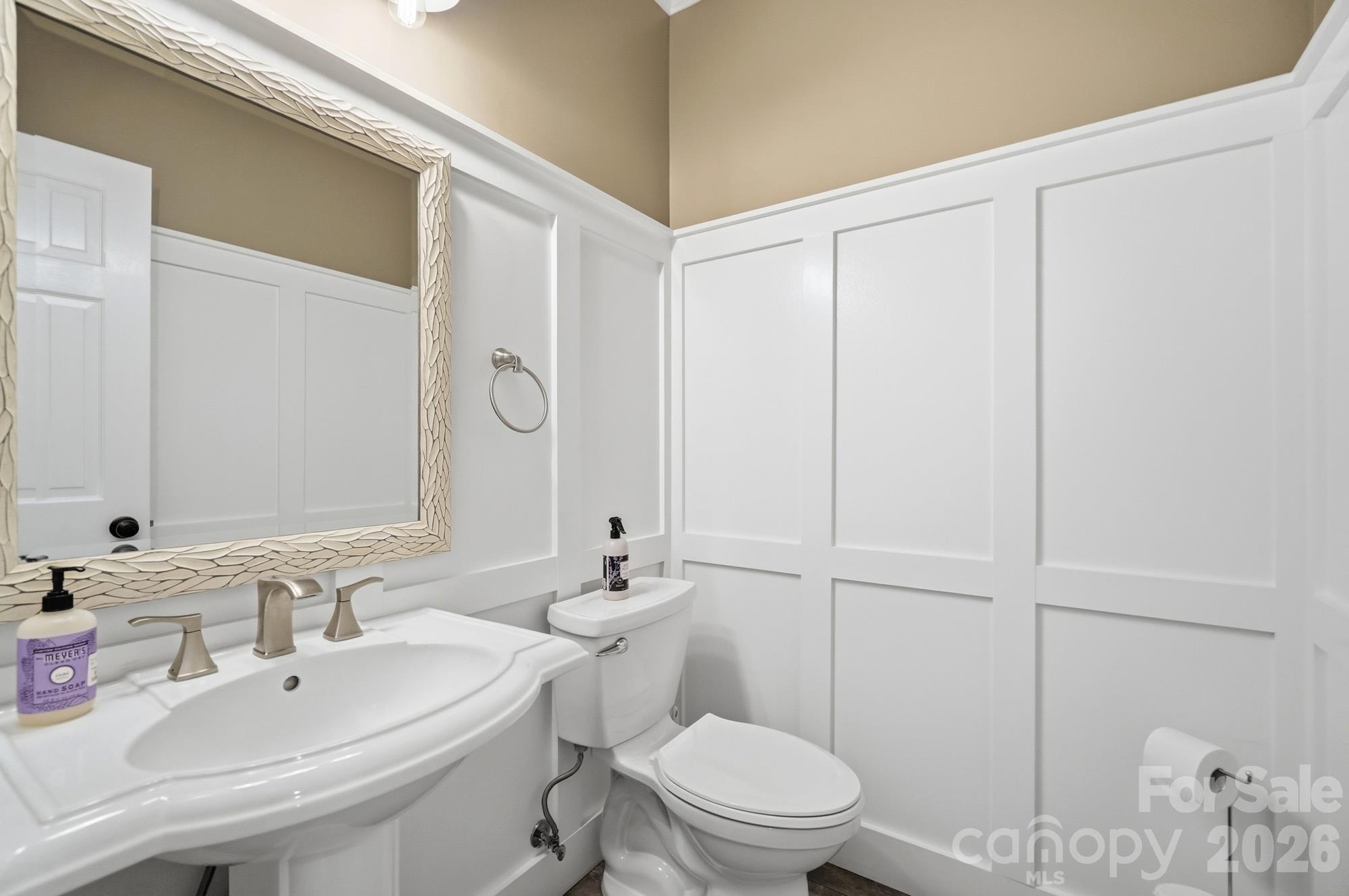 Single Family Residence at 293 Fairfield Lane, Salisbury, photo 21 of 48