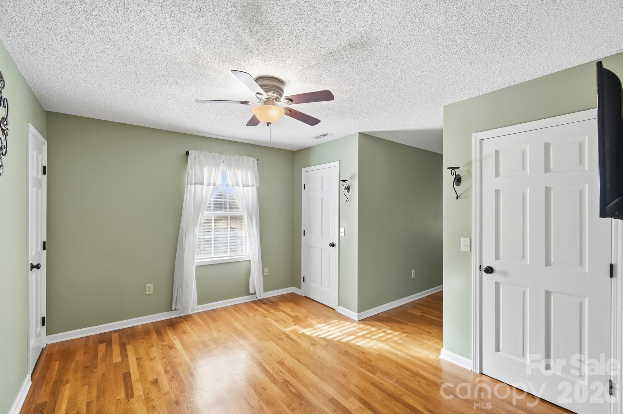 Single Family Residence at 293 Fairfield Lane, Salisbury, photo 31 of 48
