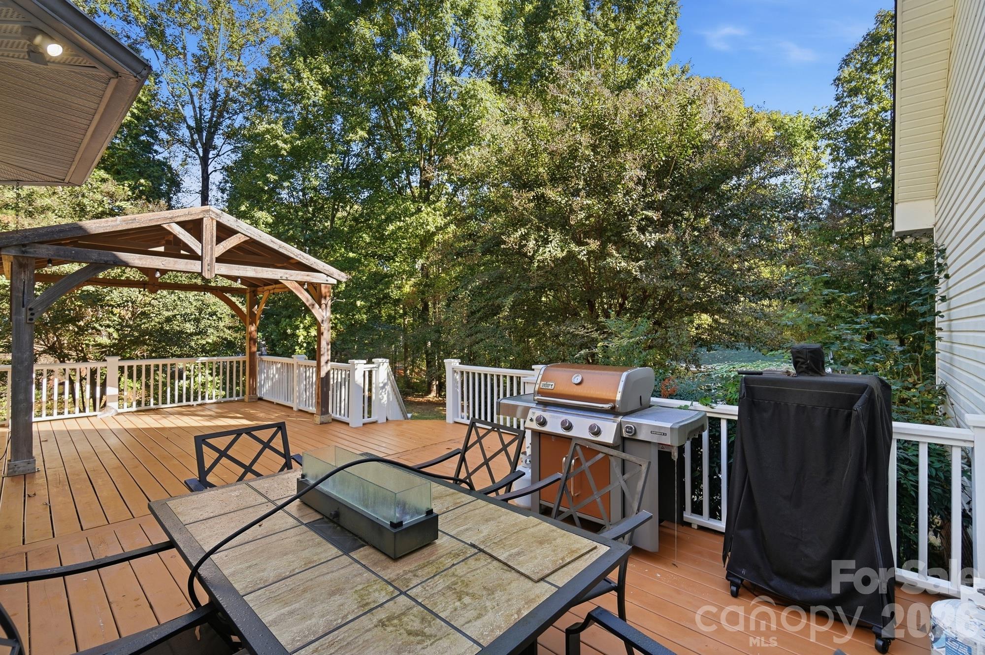 Single Family Residence at 293 Fairfield Lane, Salisbury, photo 43 of 48