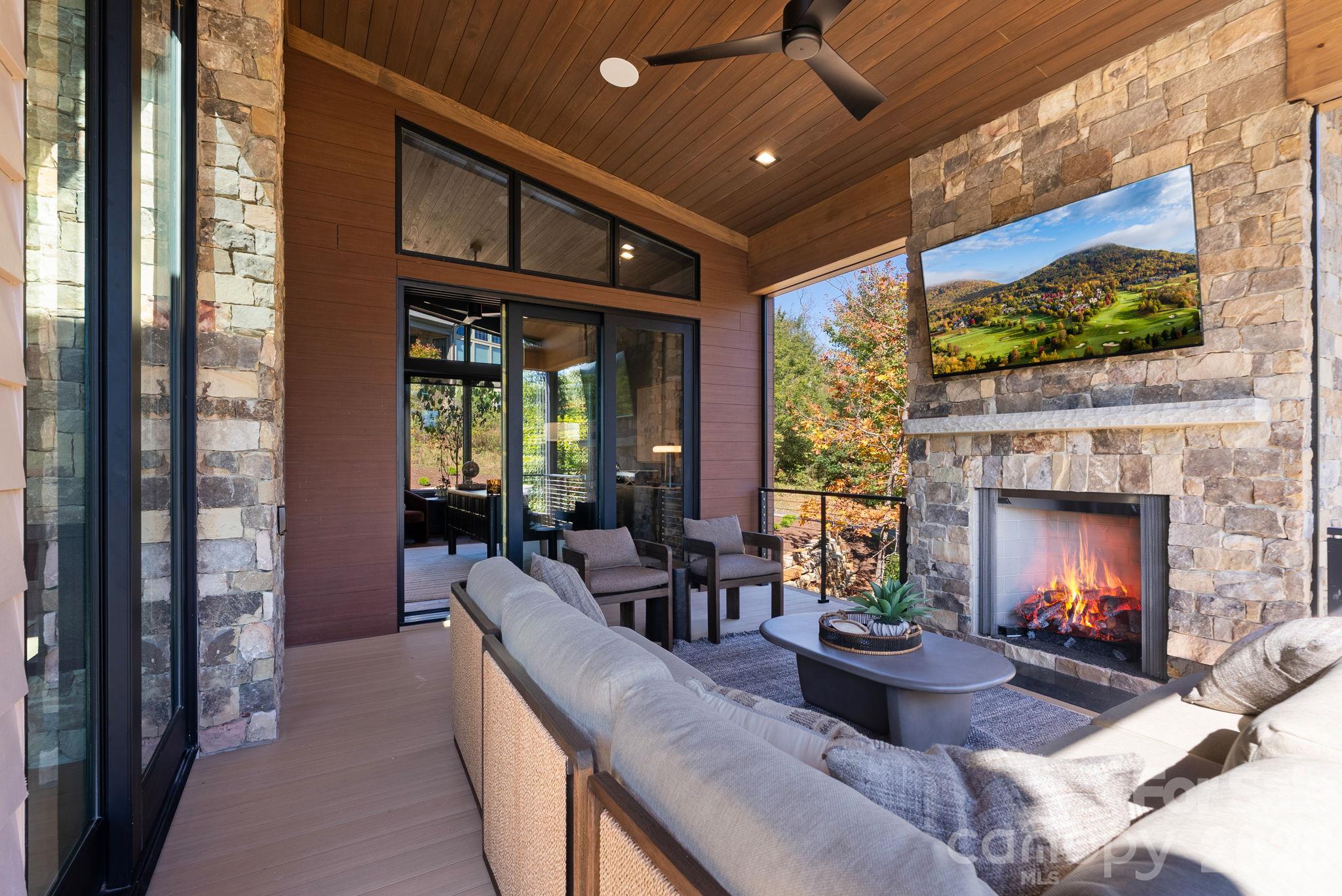 Single Family Residence at 109 Split Rock Trail, Arden, photo 25 of 48