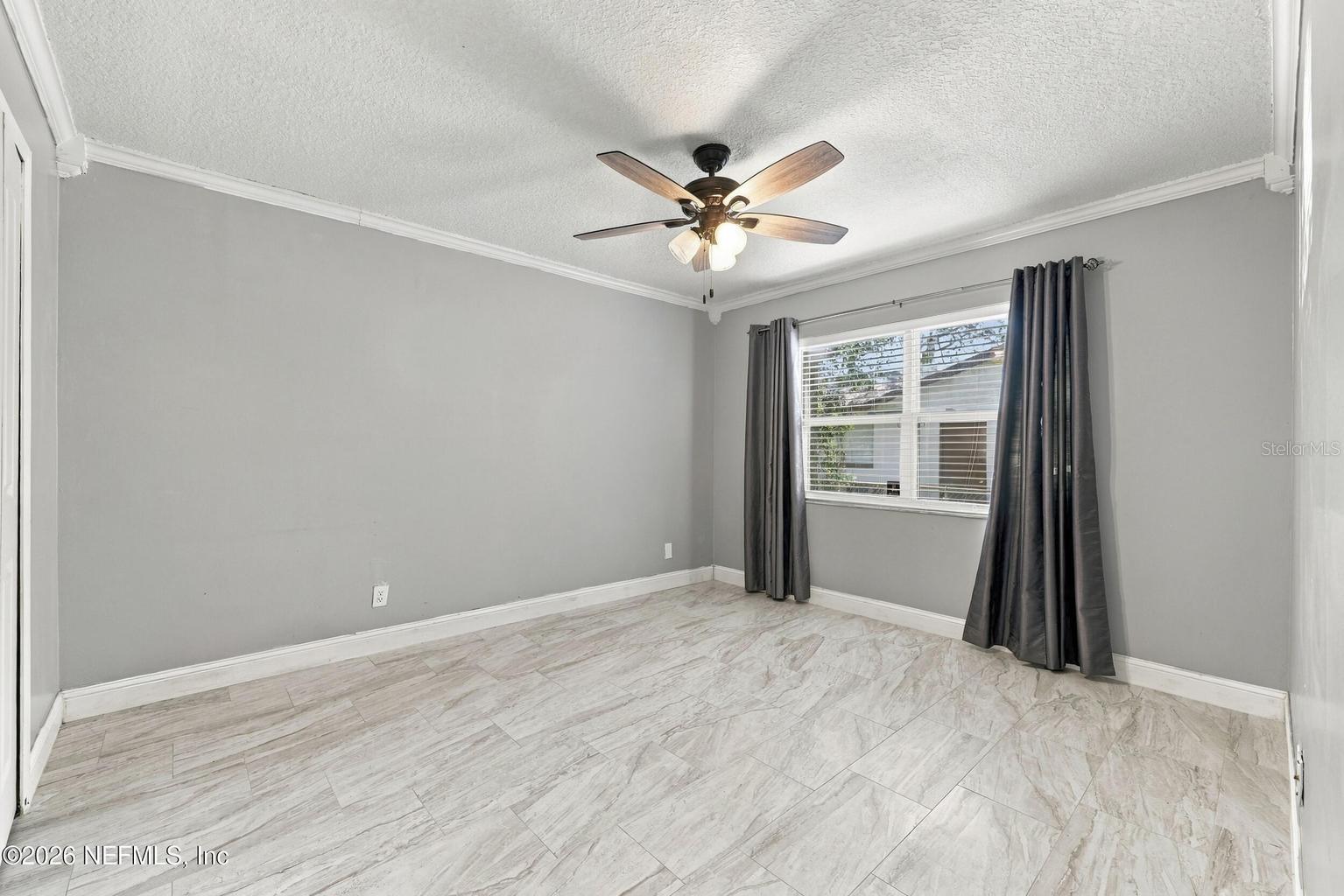 Room - 6054 TOYOTA DR, JACKSONVILLE