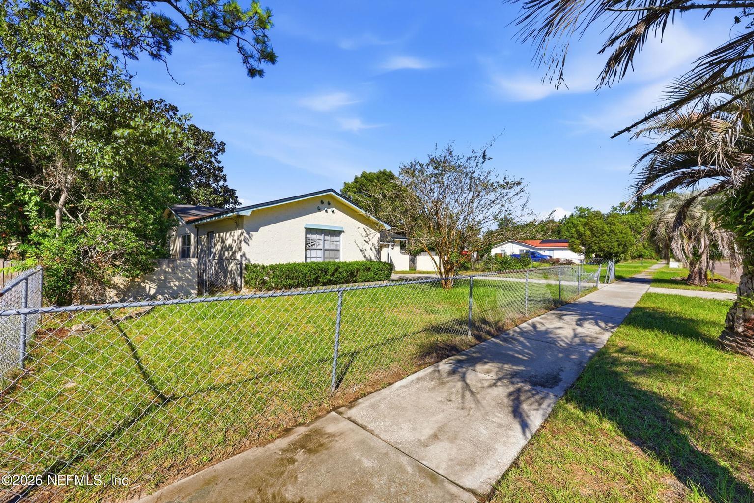 Front Exterior – Street View - 6054 TOYOTA DR, JACKSONVILLE