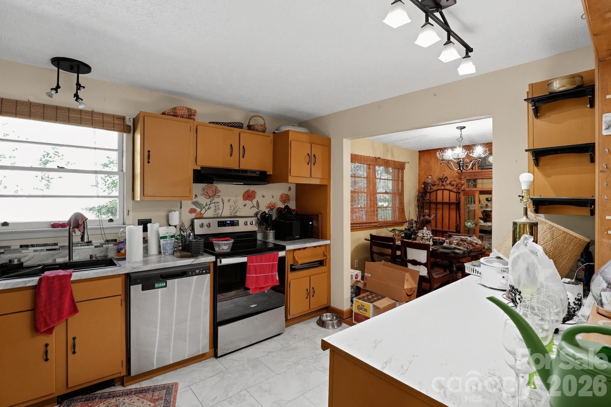 Single Family Residence at 27 Stockwood Road, Asheville, photo 13 of 41