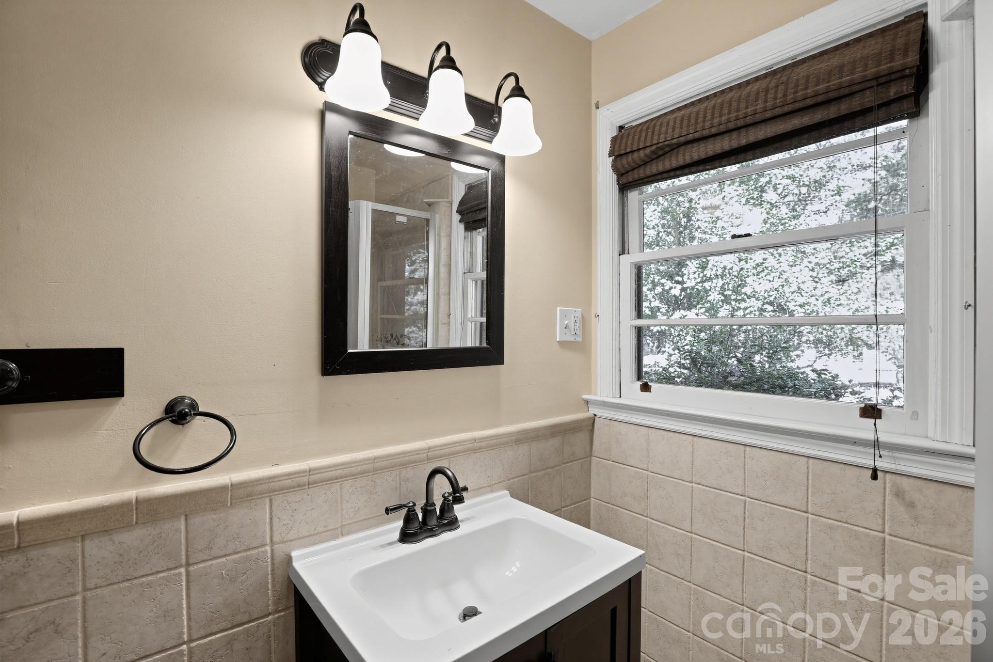 Single Family Residence at 27 Stockwood Road, Asheville, photo 25 of 41
