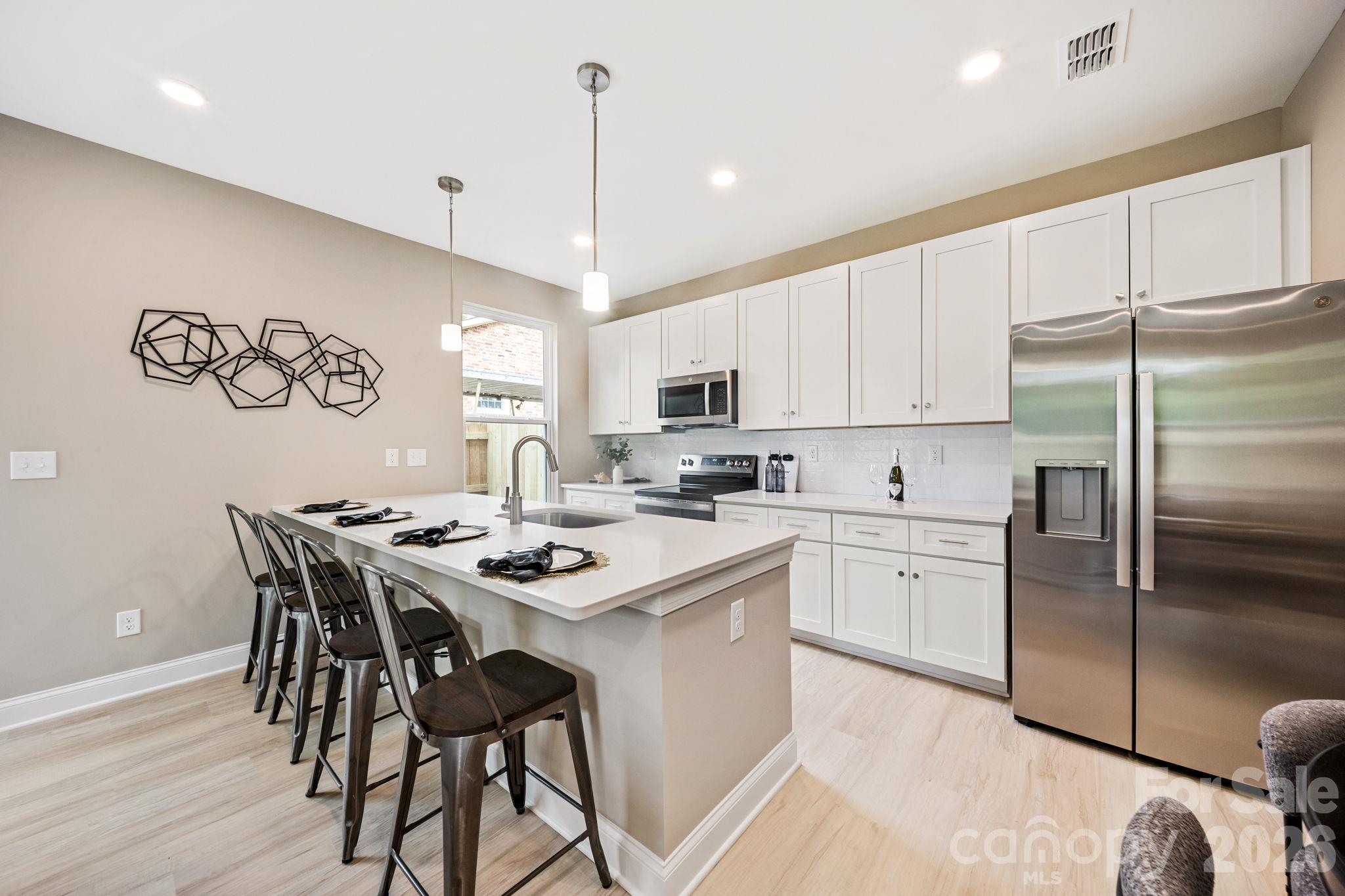 Triplex at 3304-3312 Meredith Avenue, Charlotte, photo 11 of 33