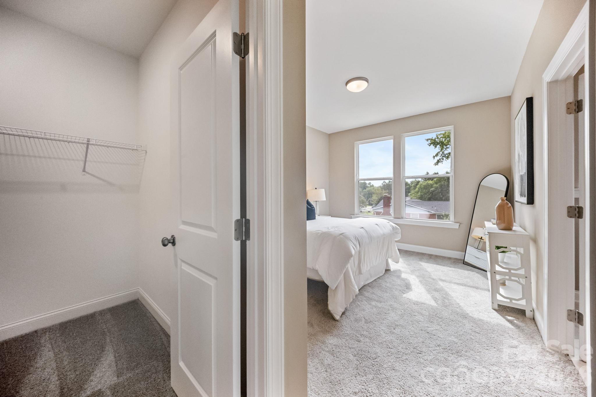 Triplex at 3304-3312 Meredith Avenue, Charlotte, photo 24 of 33
