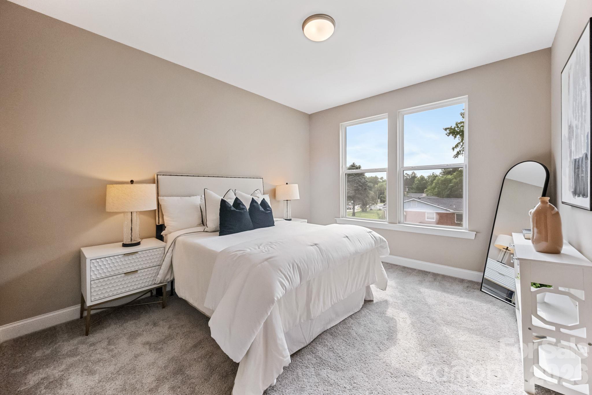Triplex at 3304-3312 Meredith Avenue, Charlotte, photo 25 of 33