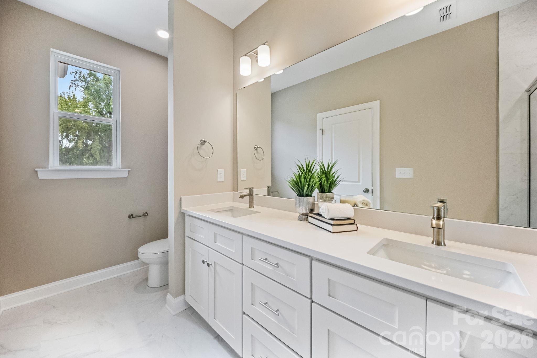 Triplex at 3304-3312 Meredith Avenue, Charlotte, photo 31 of 33
