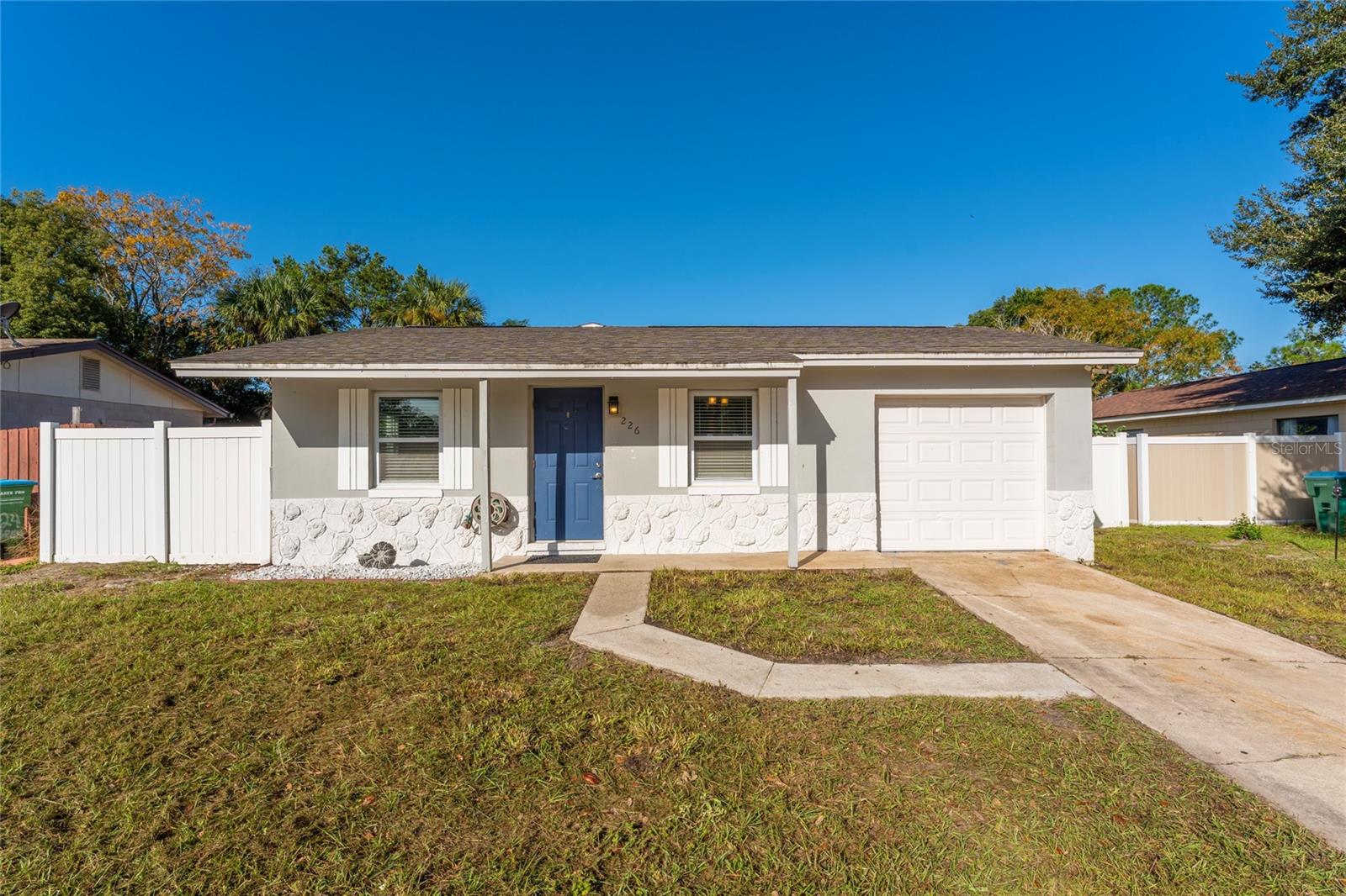 Single Family Residence at 226 BENNETT ST, WINTER SPRINGS, photo 2 of 25
