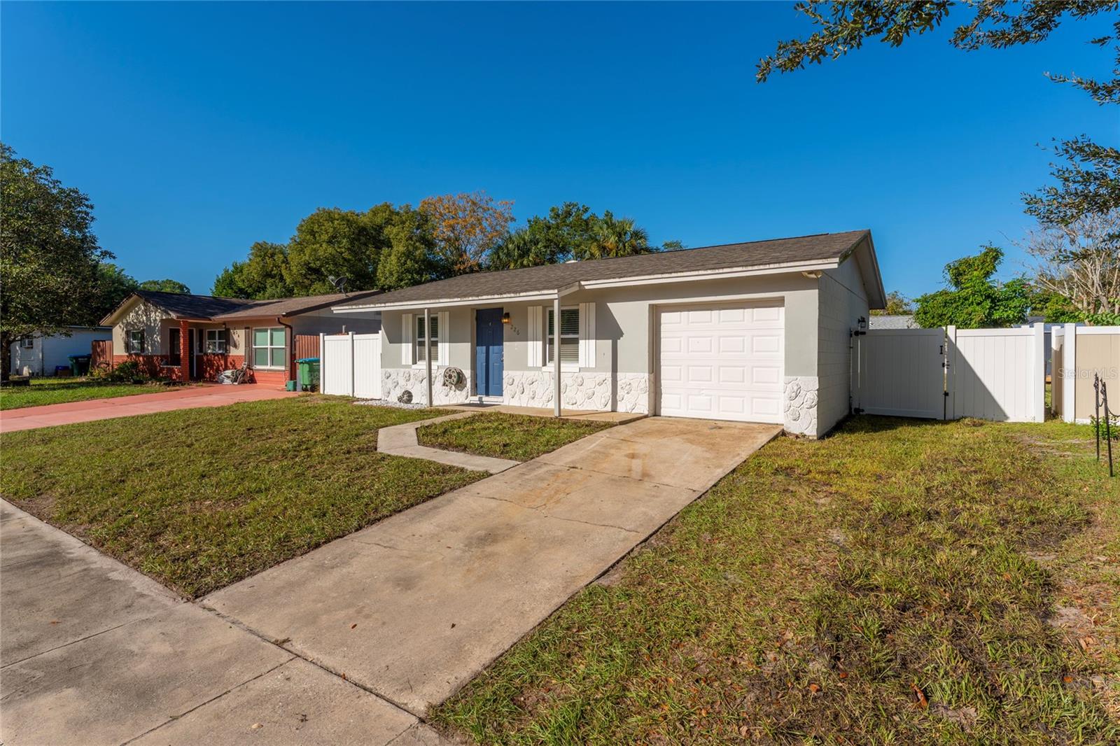 Single Family Residence at 226 BENNETT ST, WINTER SPRINGS, photo 3 of 25