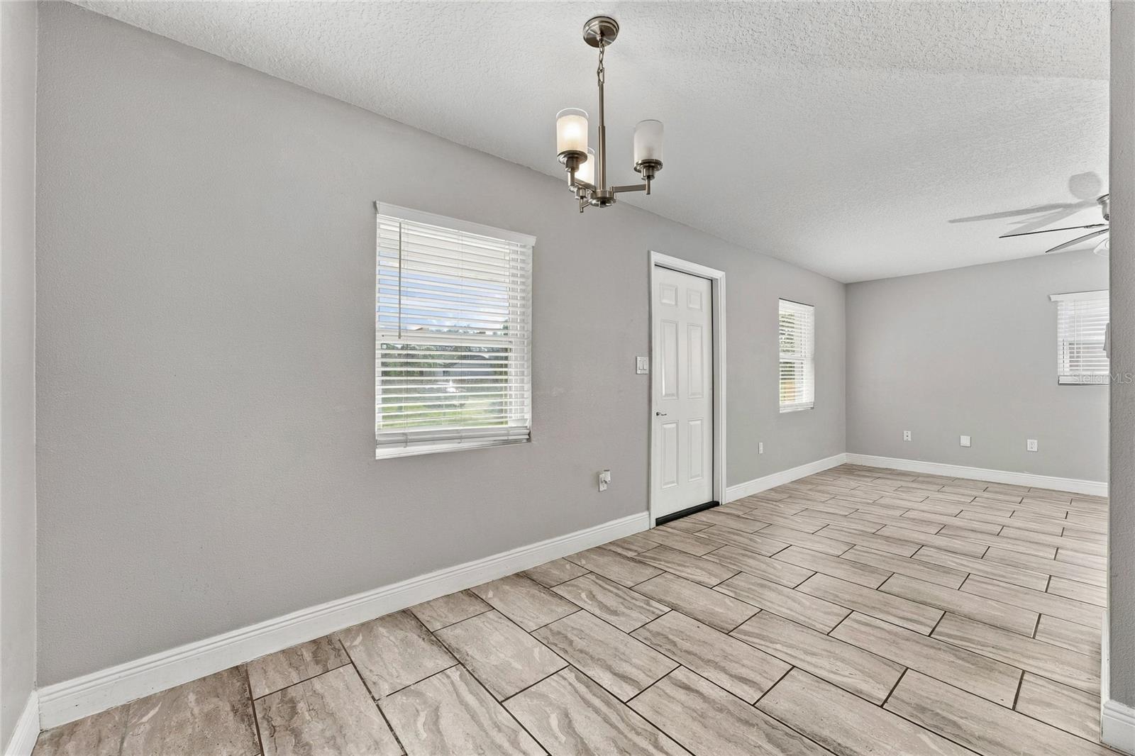 Single Family Residence at 226 BENNETT ST, WINTER SPRINGS, photo 9 of 25