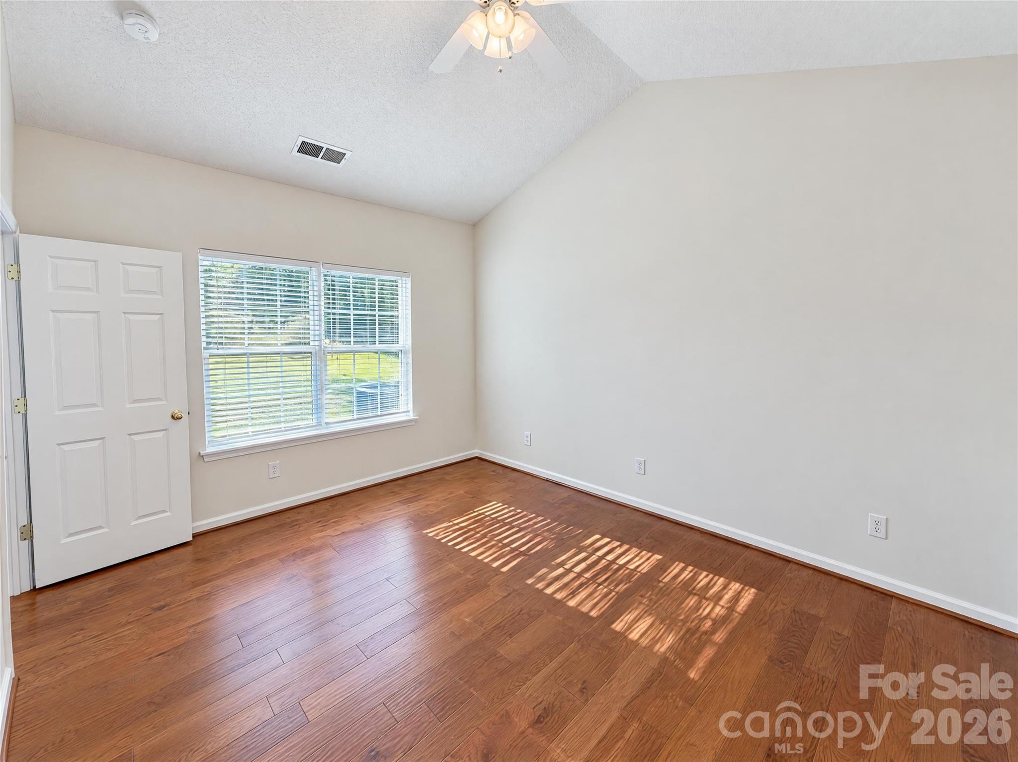 Townhouse at 11350 Stone Trail Road, Charlotte, photo 4 of 22