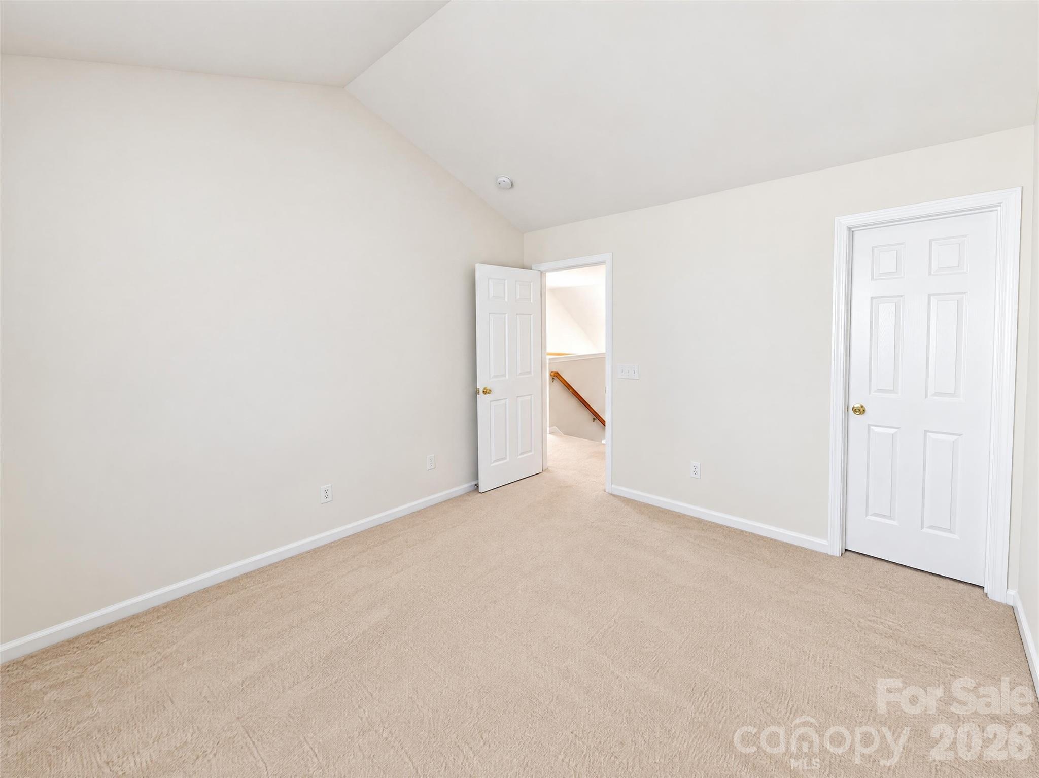 Townhouse at 11350 Stone Trail Road, Charlotte, photo 14 of 22