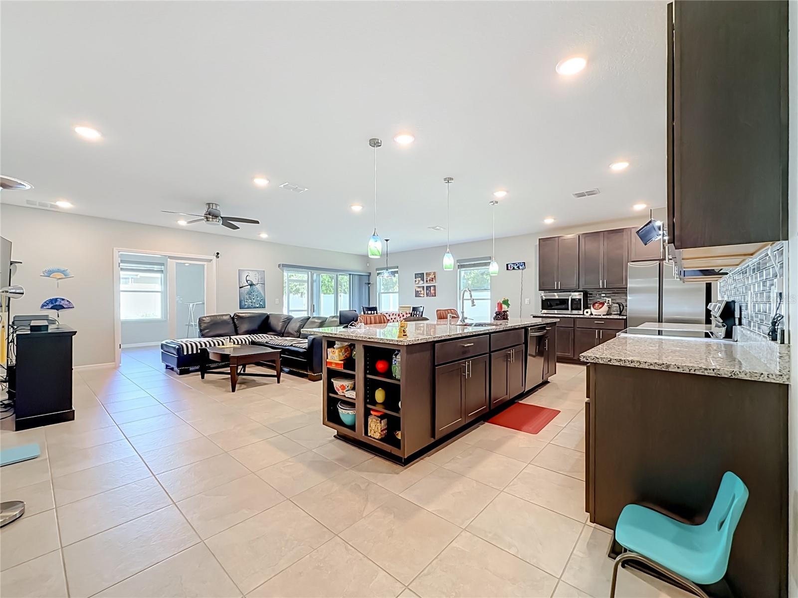 Welcome Home! - 7333 MILLSTONE ST, SPRING HILL
