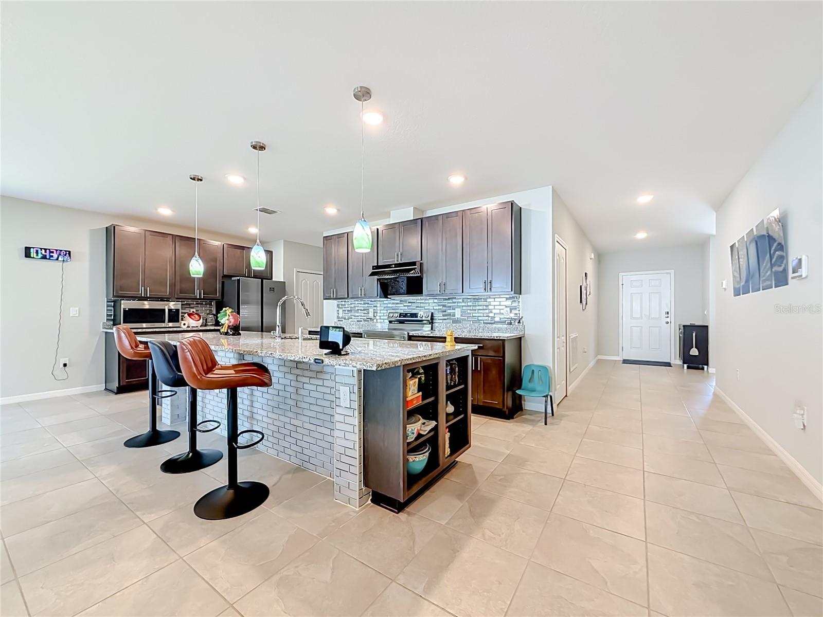 Kitchen - 7333 MILLSTONE ST, SPRING HILL