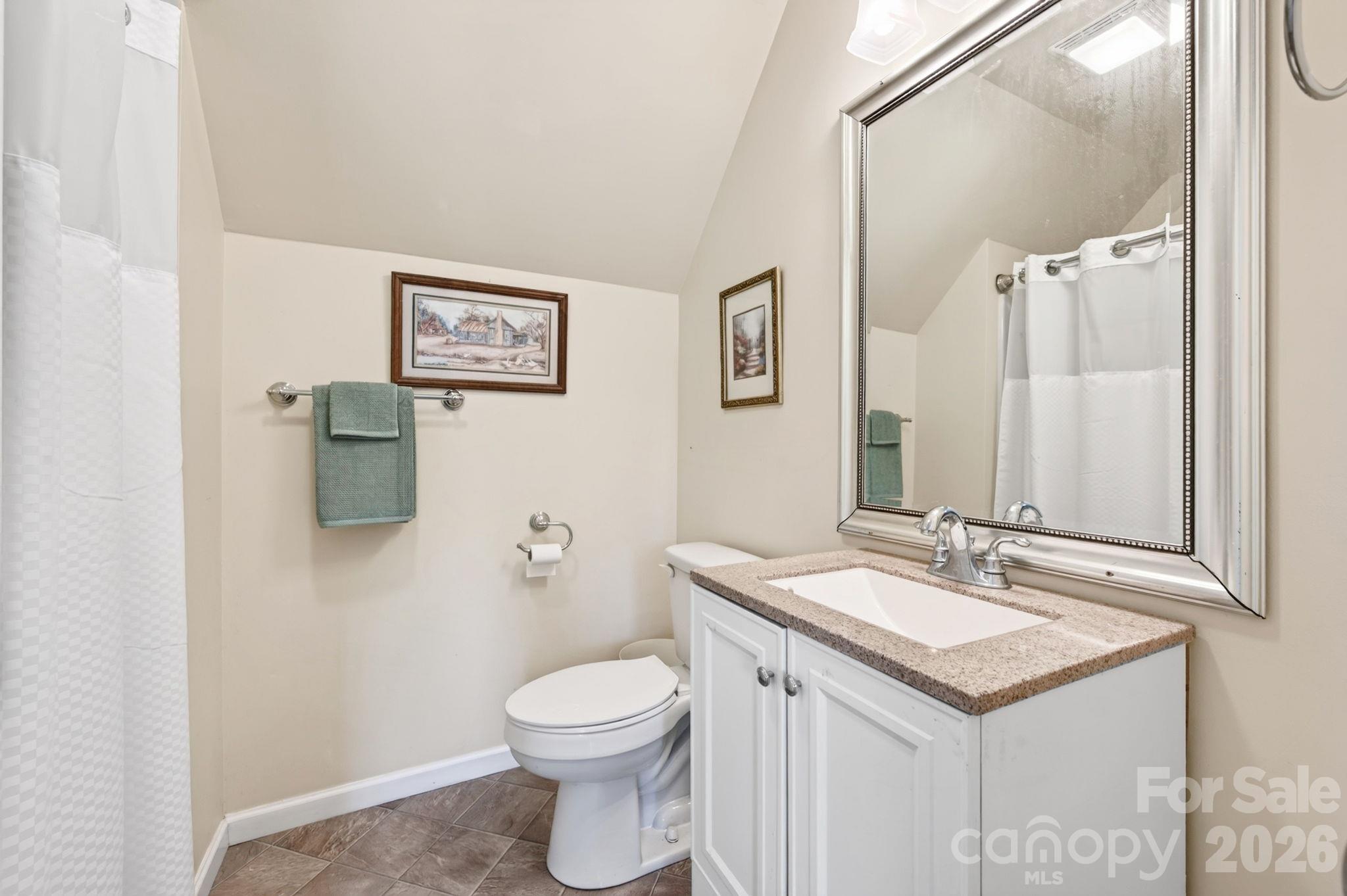 Upper level full bath with tub/shower combo - 10 Hominy Meadows Drive, Candler