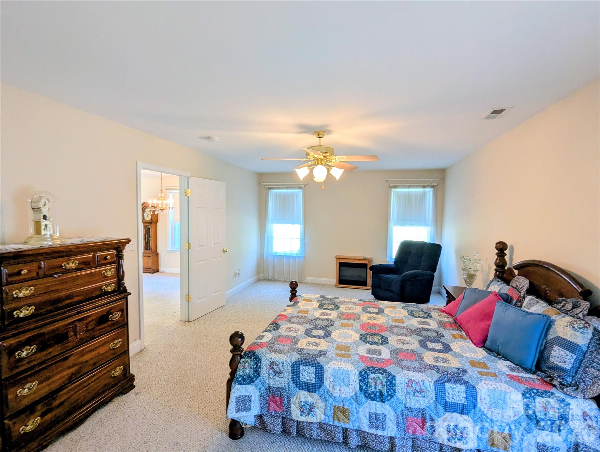 Primary Bedroom with sitting area - 3203 McGee Lane, Monroe