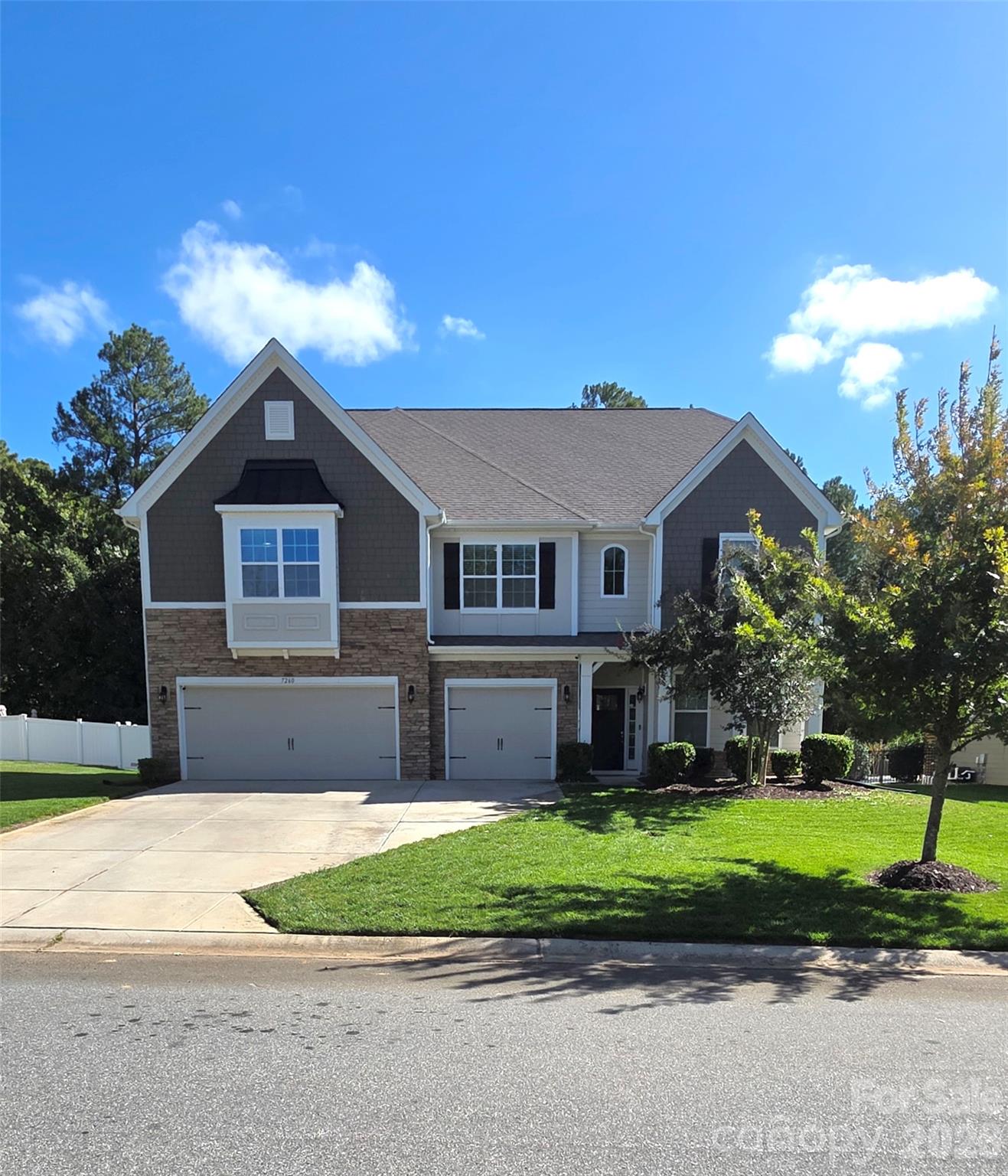Single Family Residence at 7260 Albemarle Drive, Denver