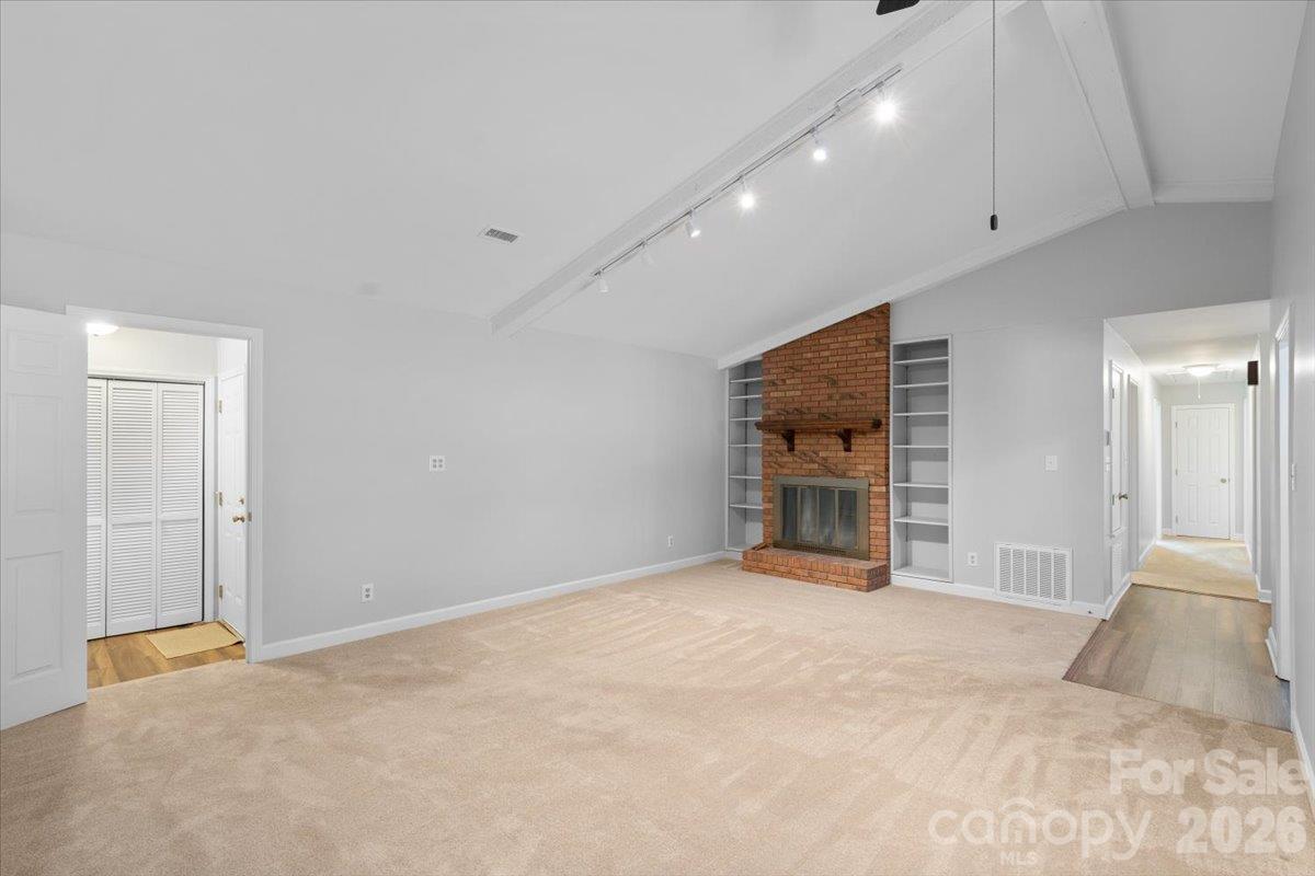 Single Family Residence at 838 Silver Fox Drive, Concord, photo 6 of 31