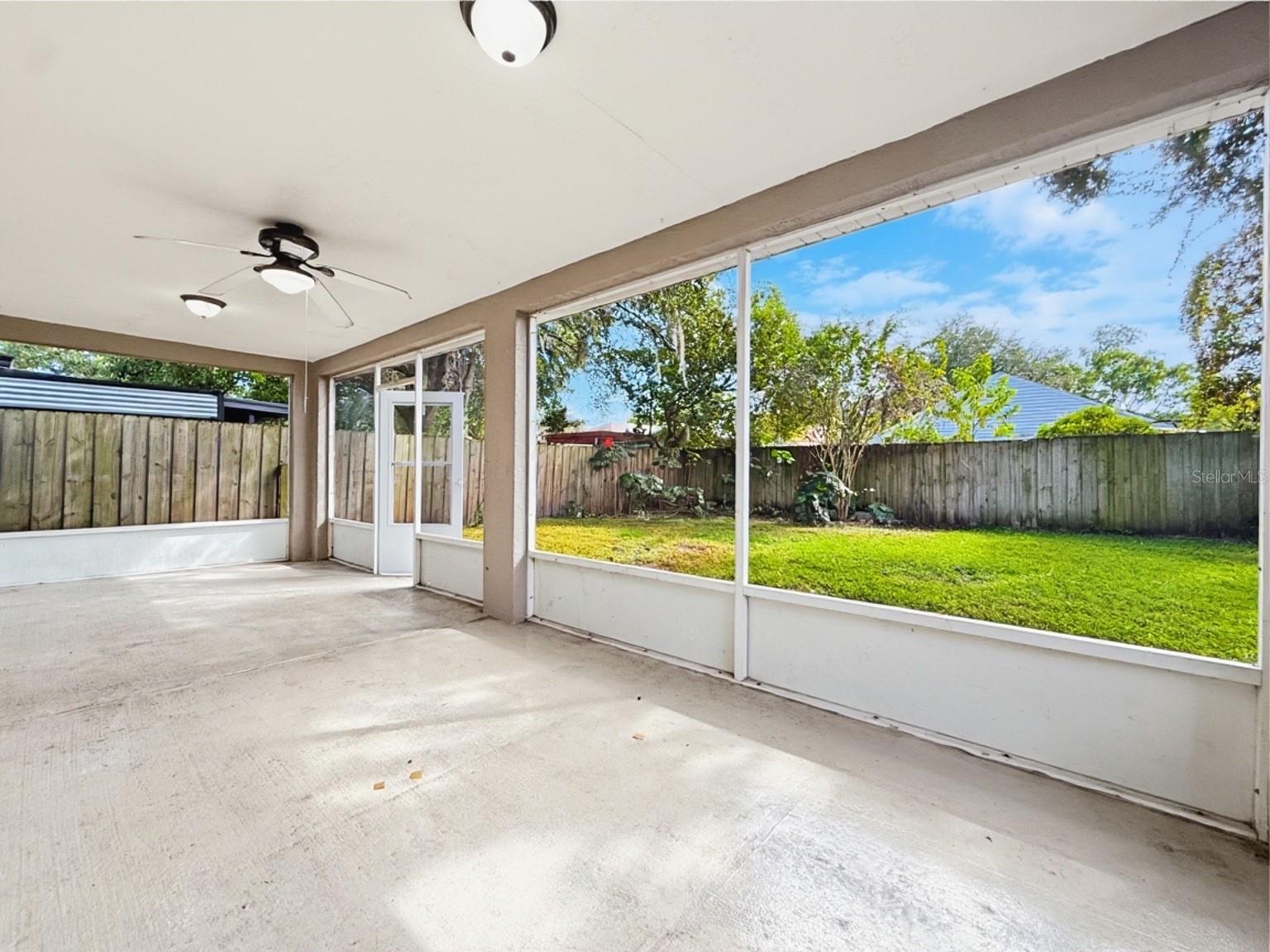 Single Family Residence at 1621 WEKIVA CROSSING BLVD, APOPKA, photo 11 of 32