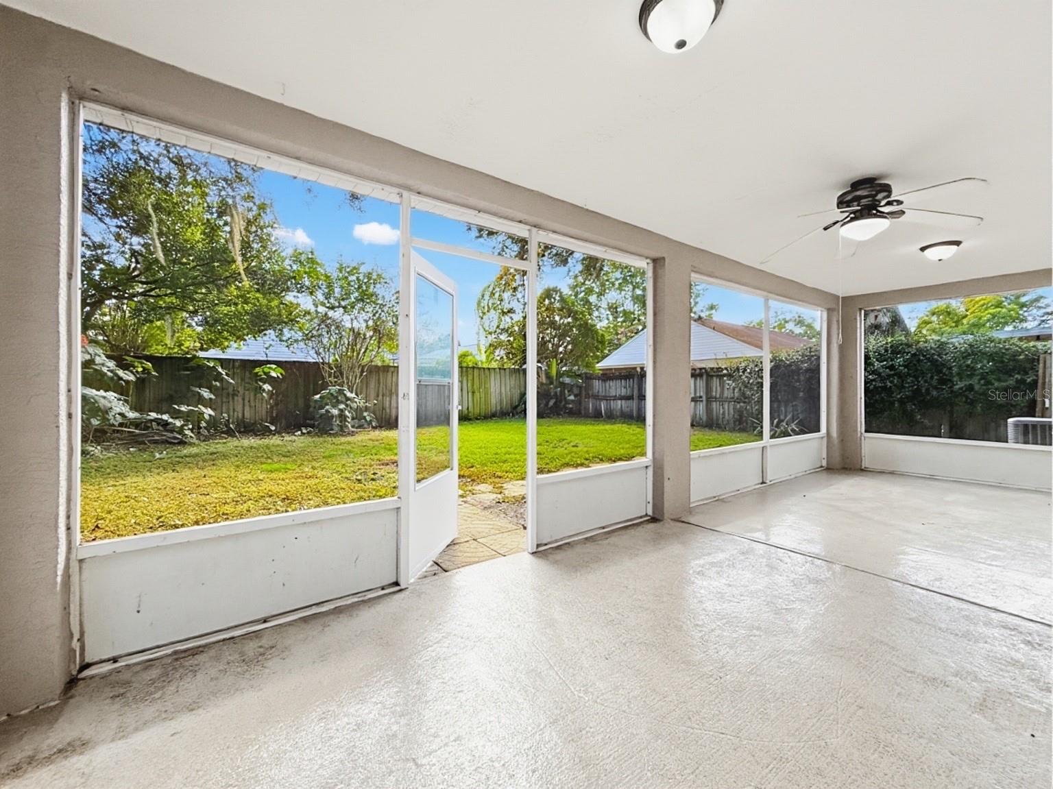 Single Family Residence at 1621 WEKIVA CROSSING BLVD, APOPKA, photo 12 of 32