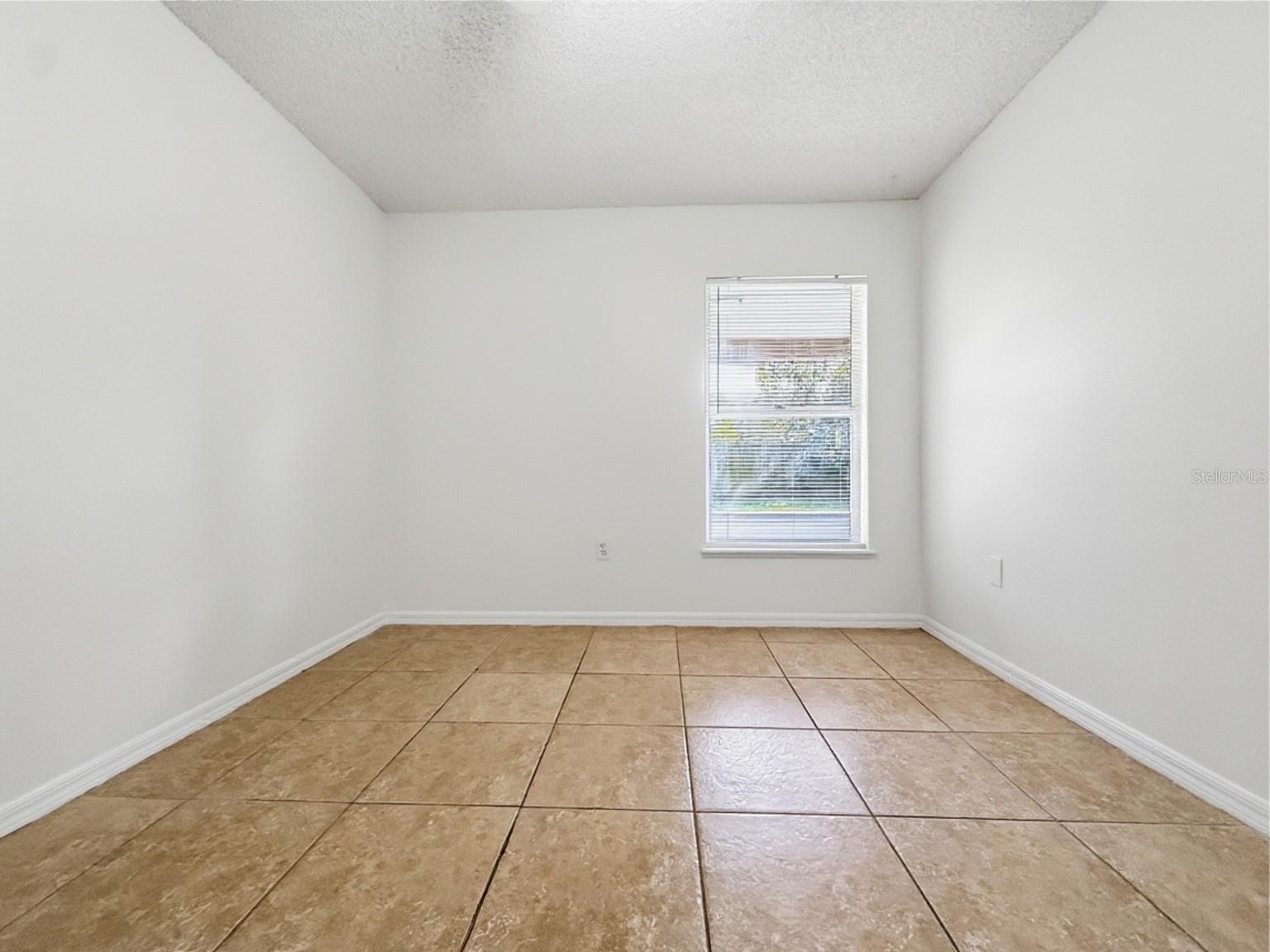 Single Family Residence at 1621 WEKIVA CROSSING BLVD, APOPKA, photo 25 of 32