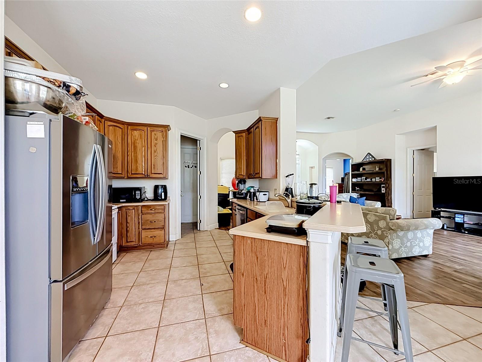 Single Family Residence at 38634 LAKEVIEW WALK, LADY LAKE, photo 14 of 58