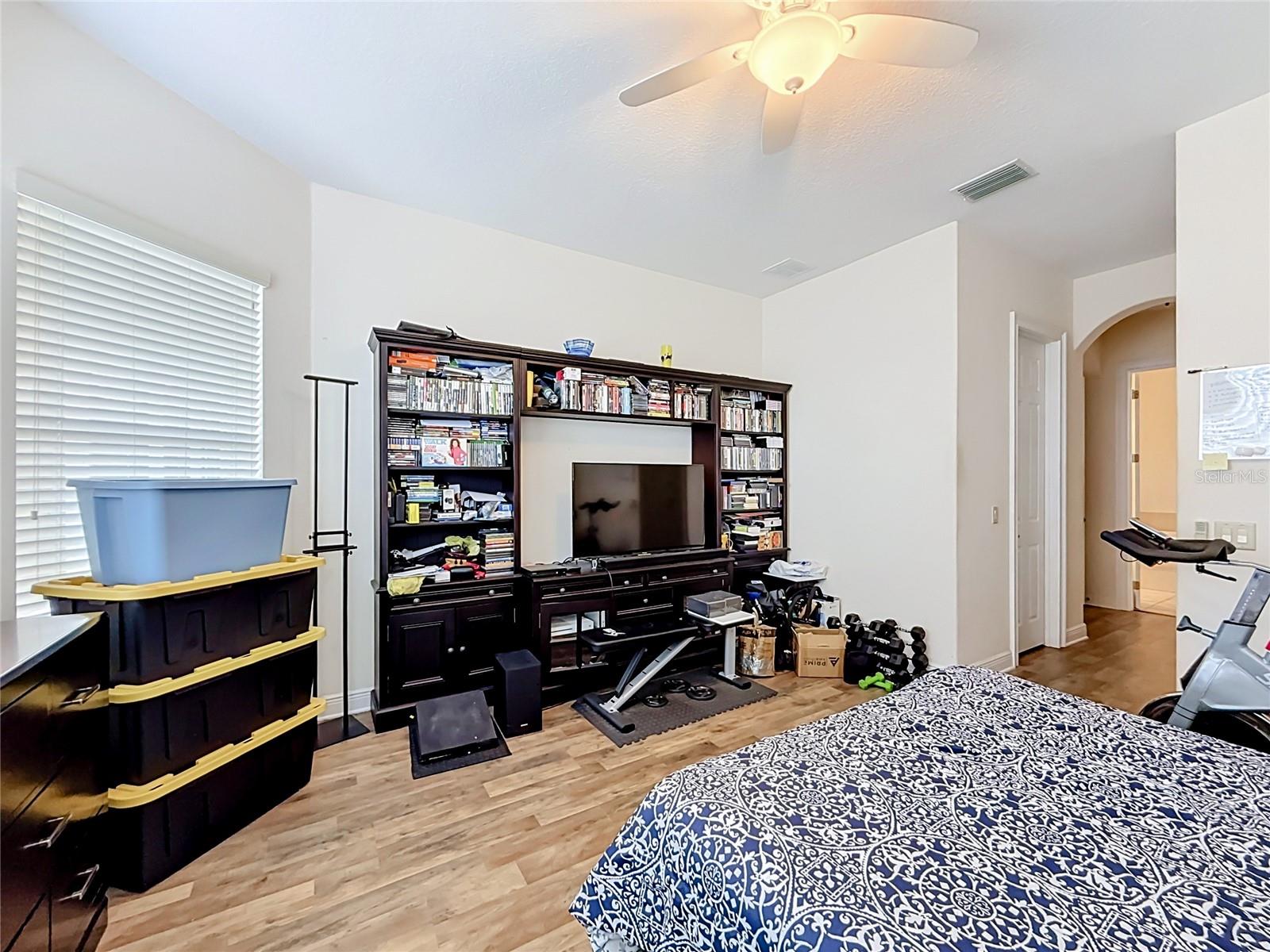 Single Family Residence at 38634 LAKEVIEW WALK, LADY LAKE, photo 25 of 58