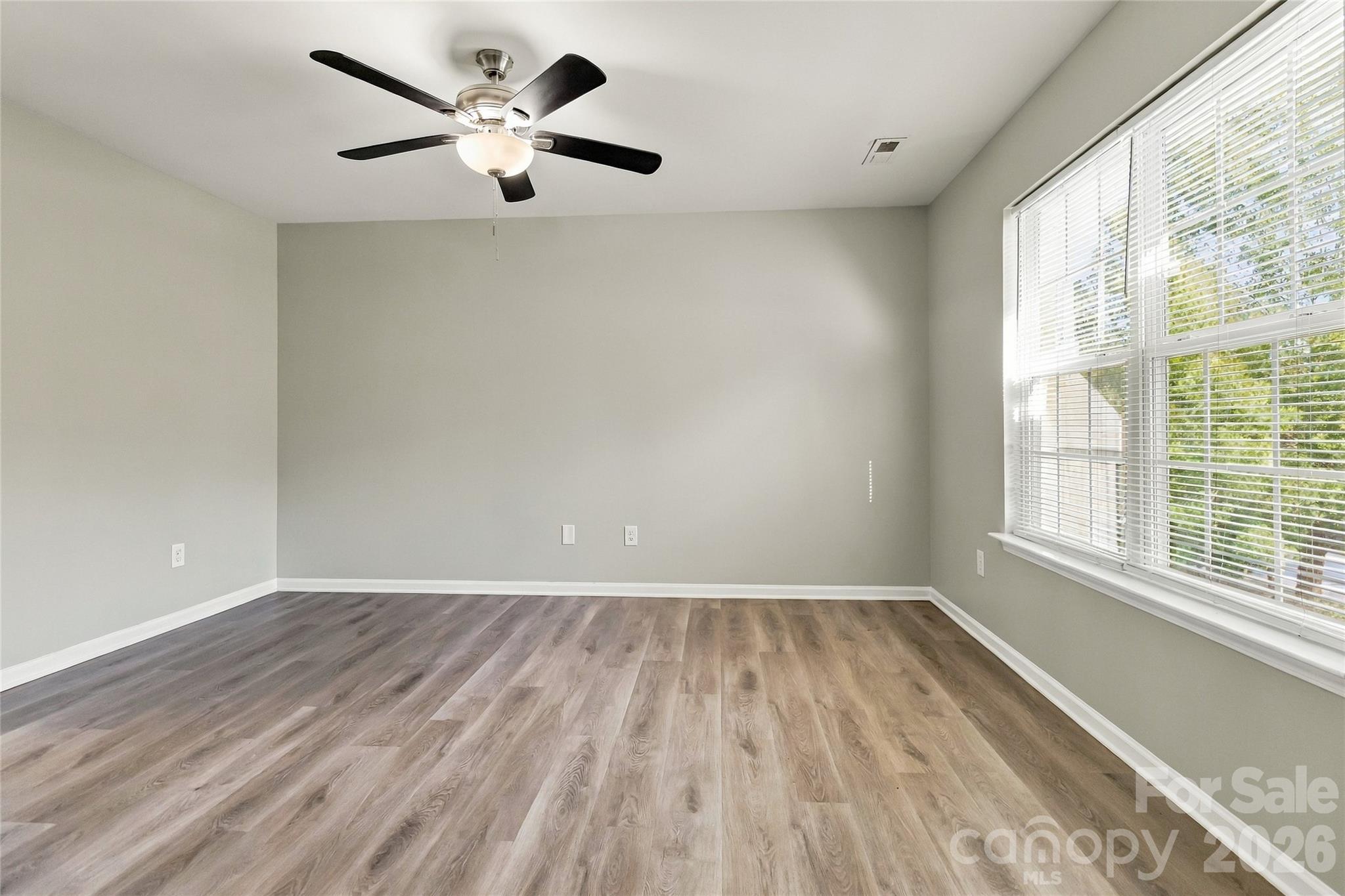 Single Family Residence at 815 Valley Ridge Road, Charlotte, photo 10 of 18